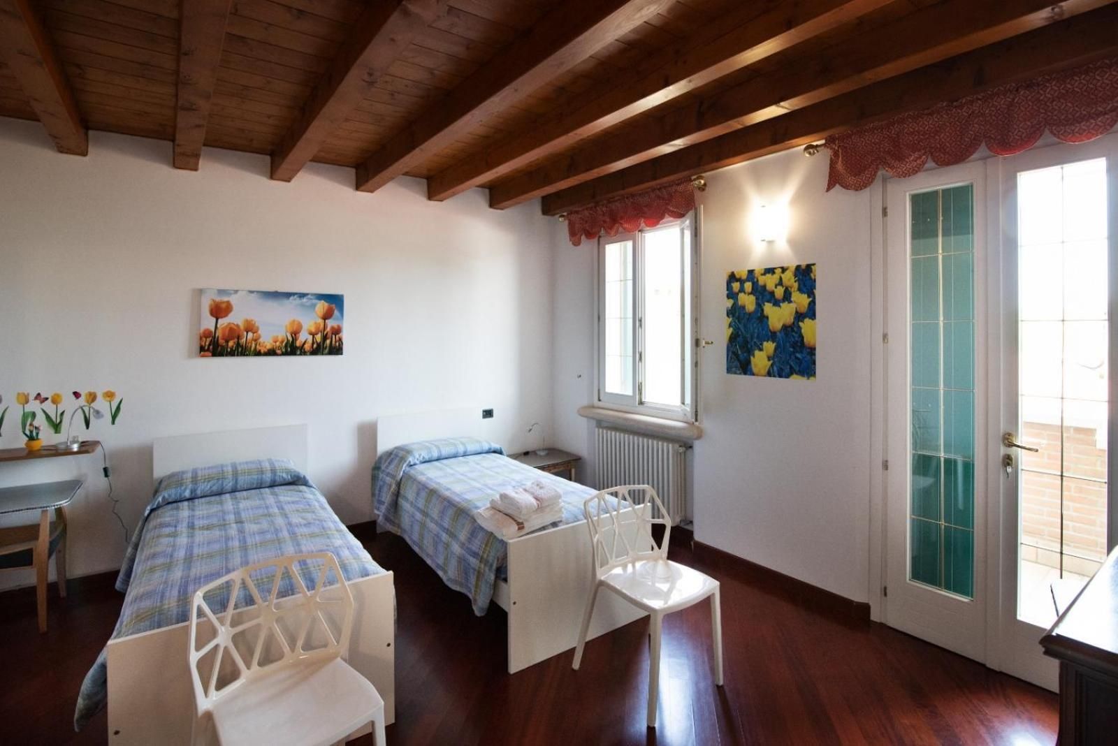 Twin Room with Shared Bathroom