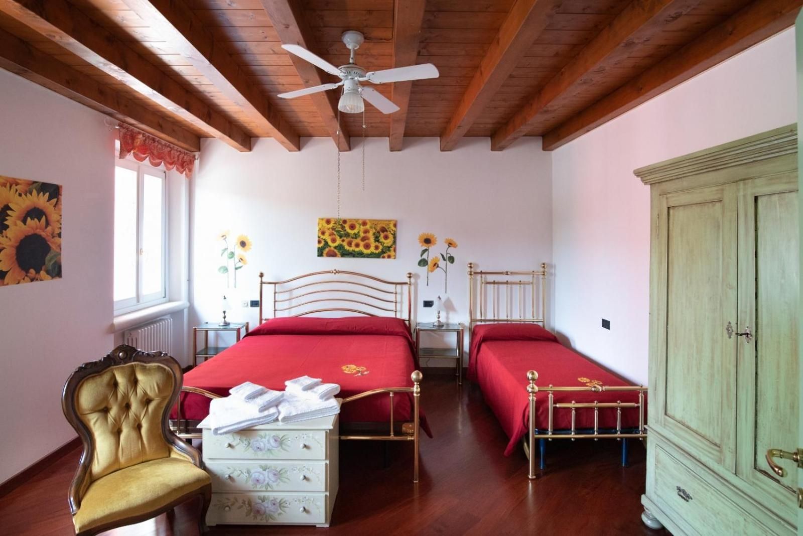 Triple Room with Shared Bathroom
