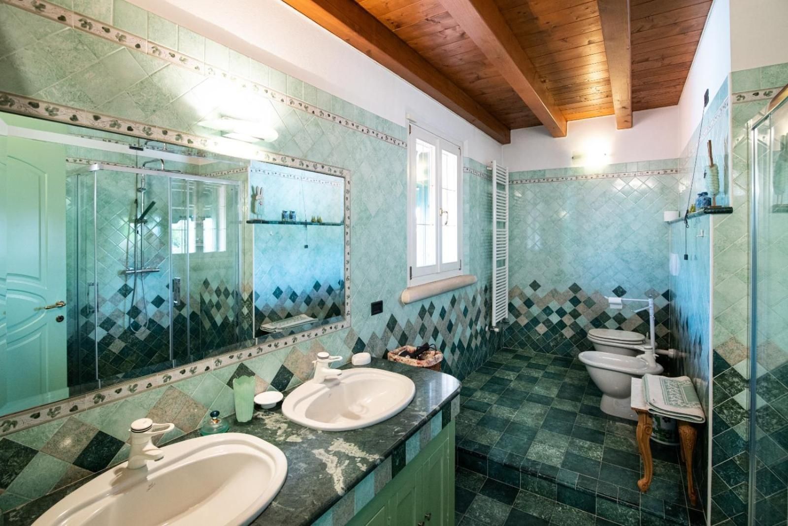Triple Room with Shared Bathroom