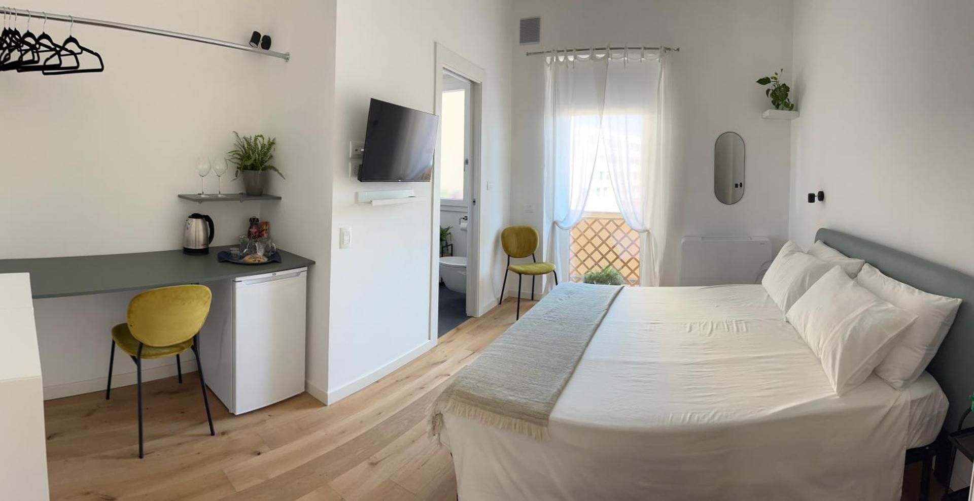 Double Room with Private Bathroom