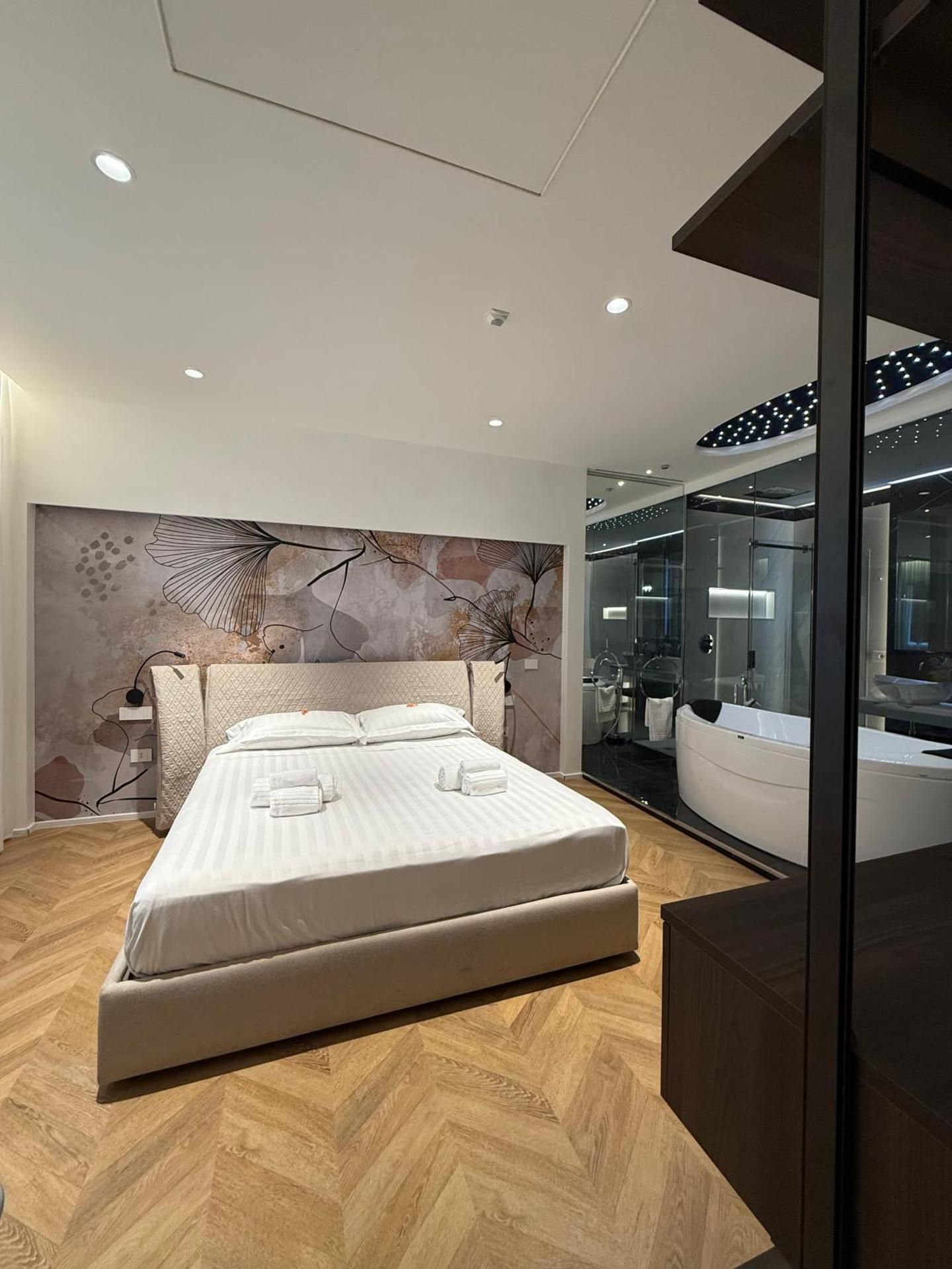 King Room with Spa Bath