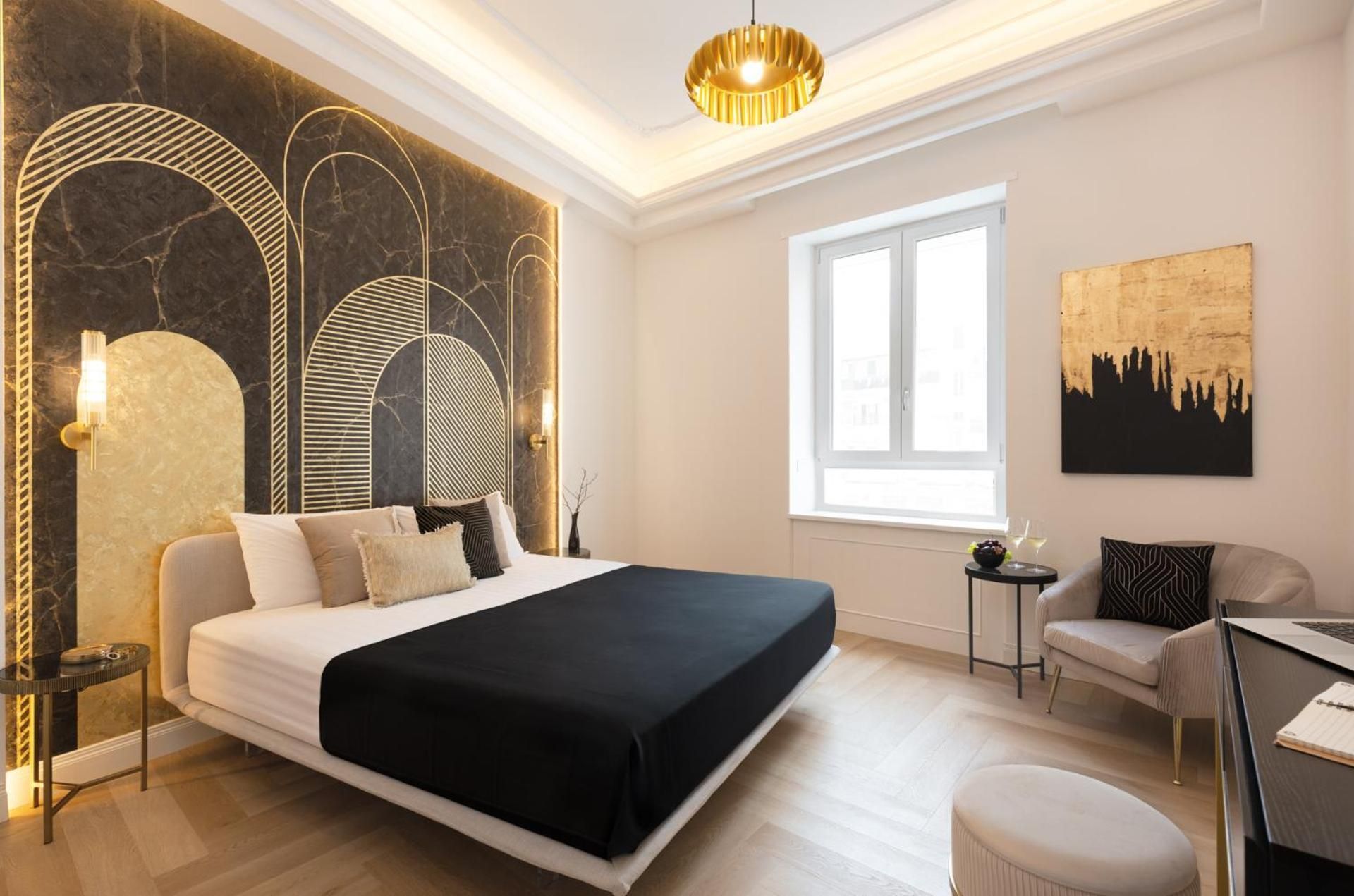 Deluxe King Room