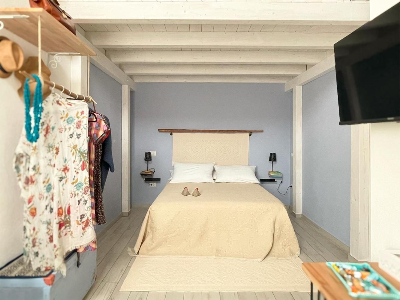 Large Double Room
