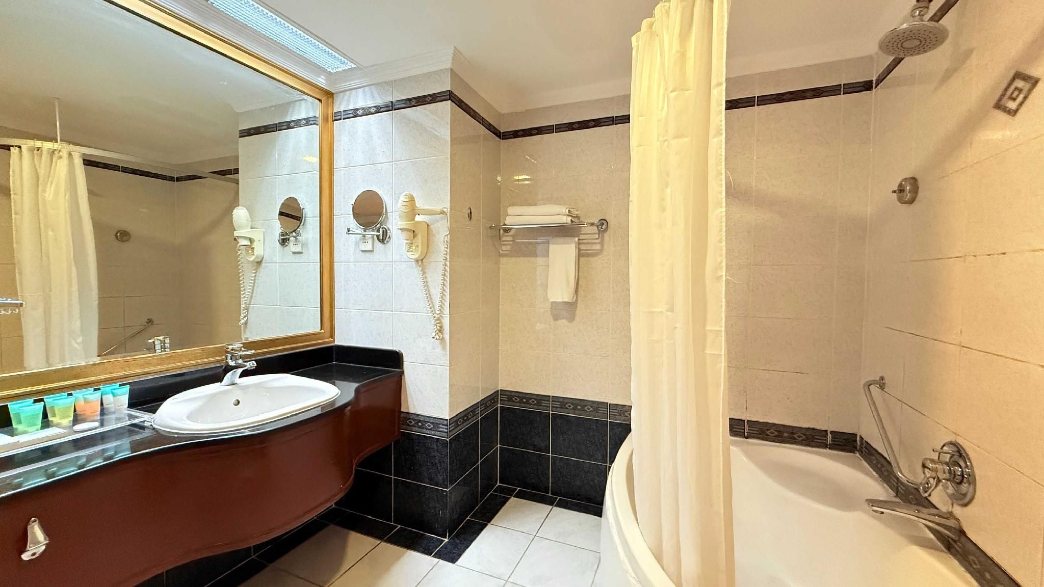 Royal Suite