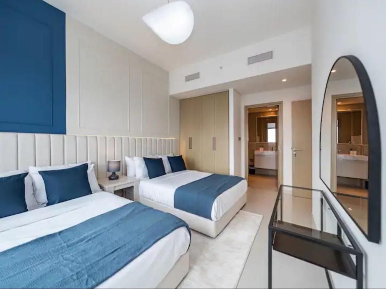 Apartment with View and Balcony