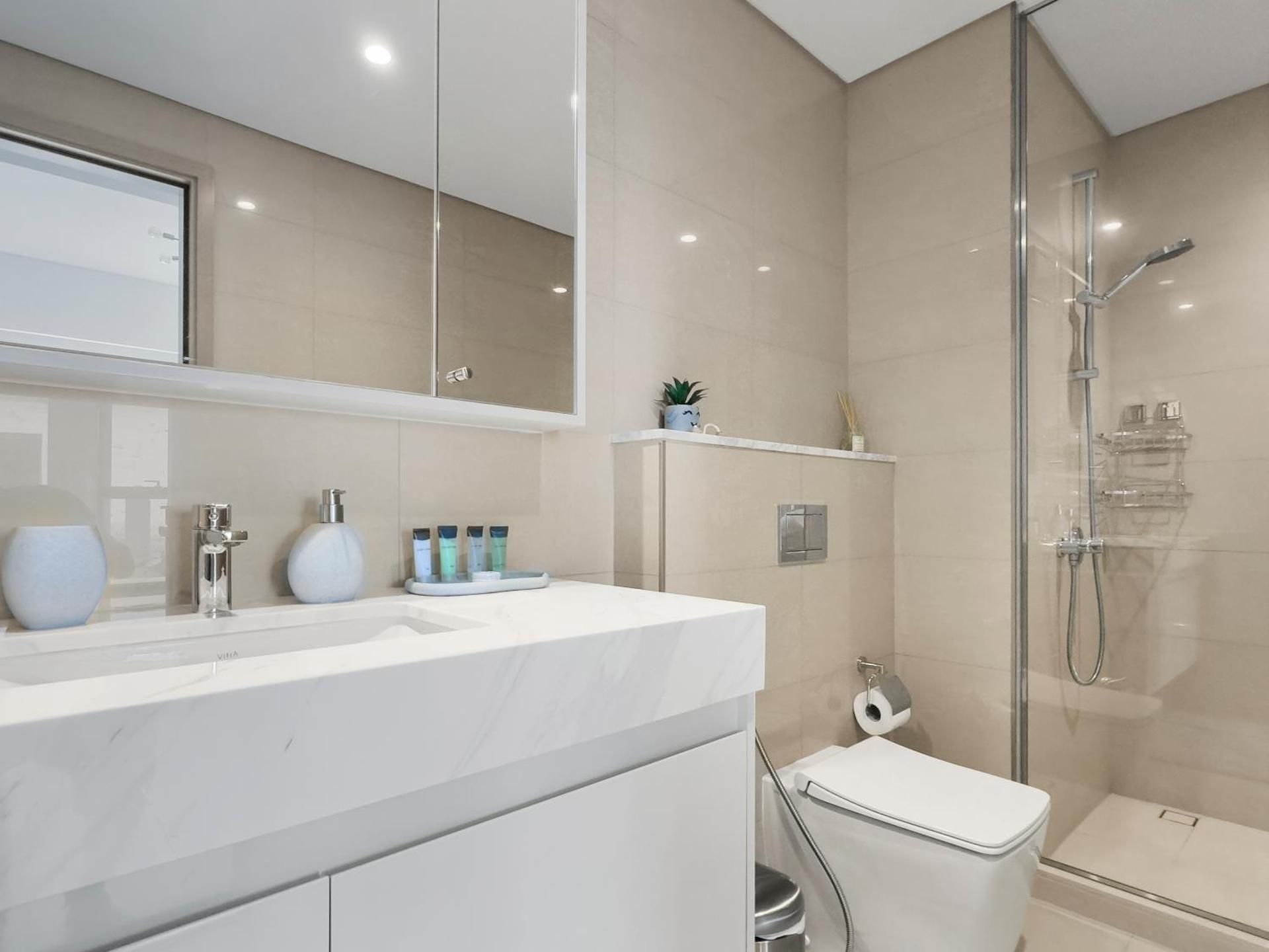 Two-Bedroom Apartment with City View