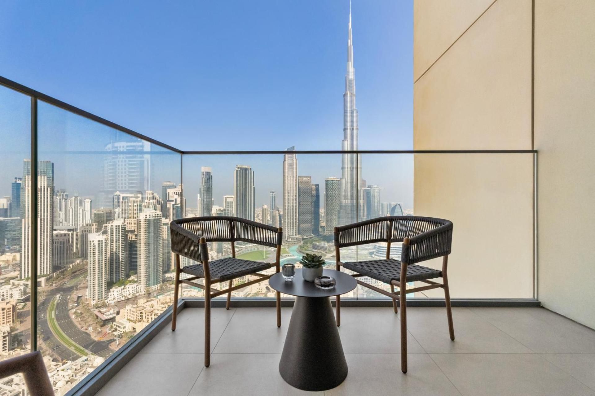 Full Fountain and Burj View - 3BR Burj Royale
