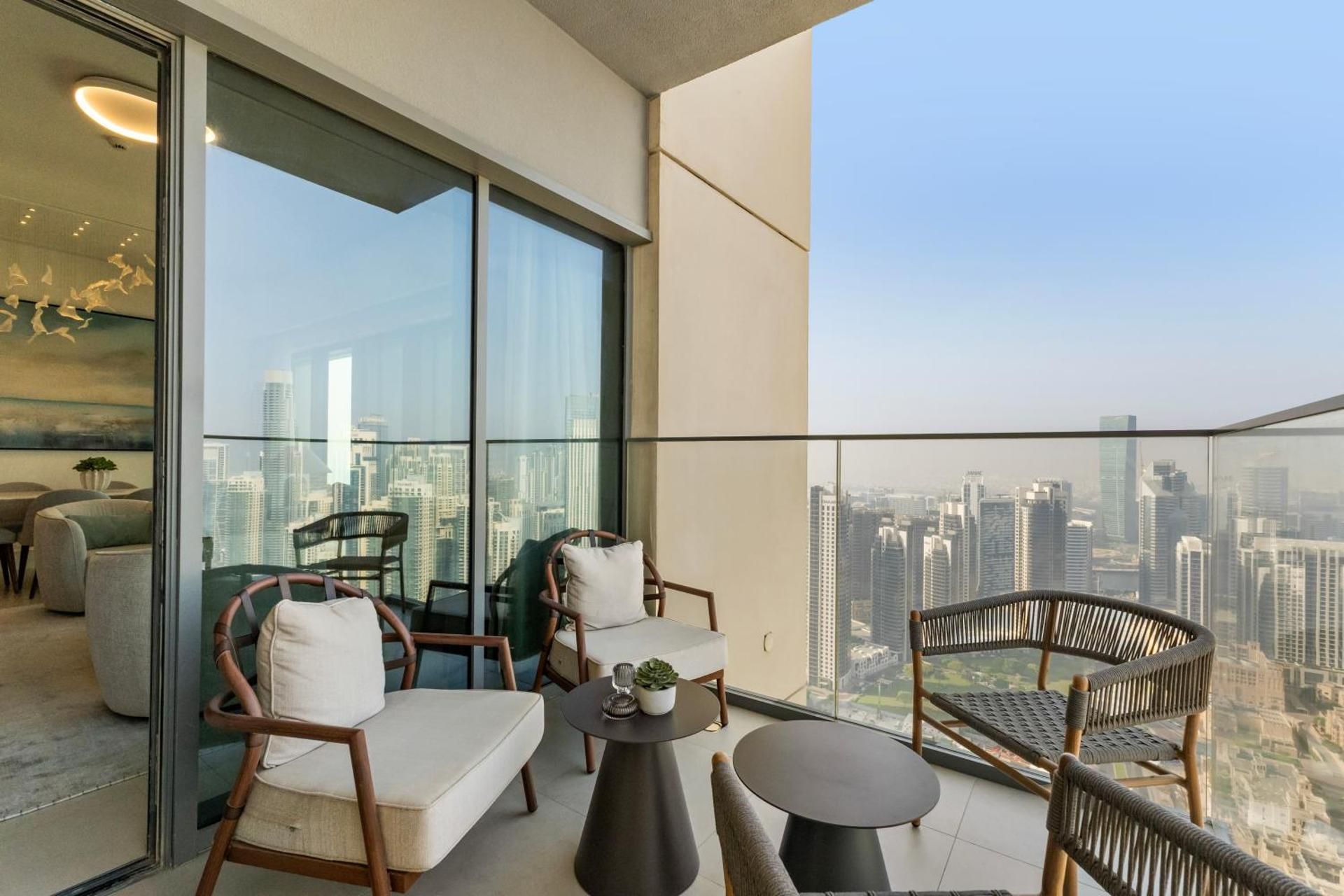 Full Fountain and Burj View - 3BR Burj Royale