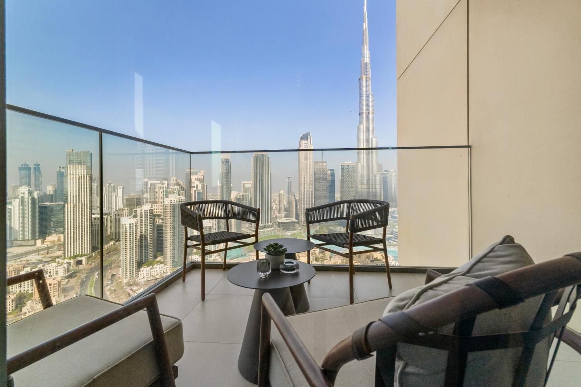 Full Fountain and Burj View - 3BR Burj Royale