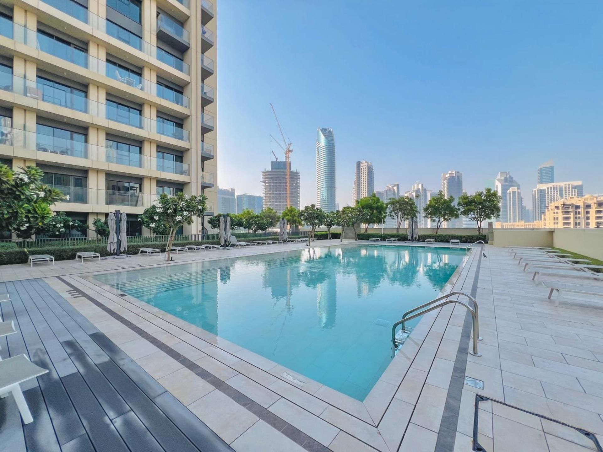 Full Fountain and Burj View - 3BR Burj Royale