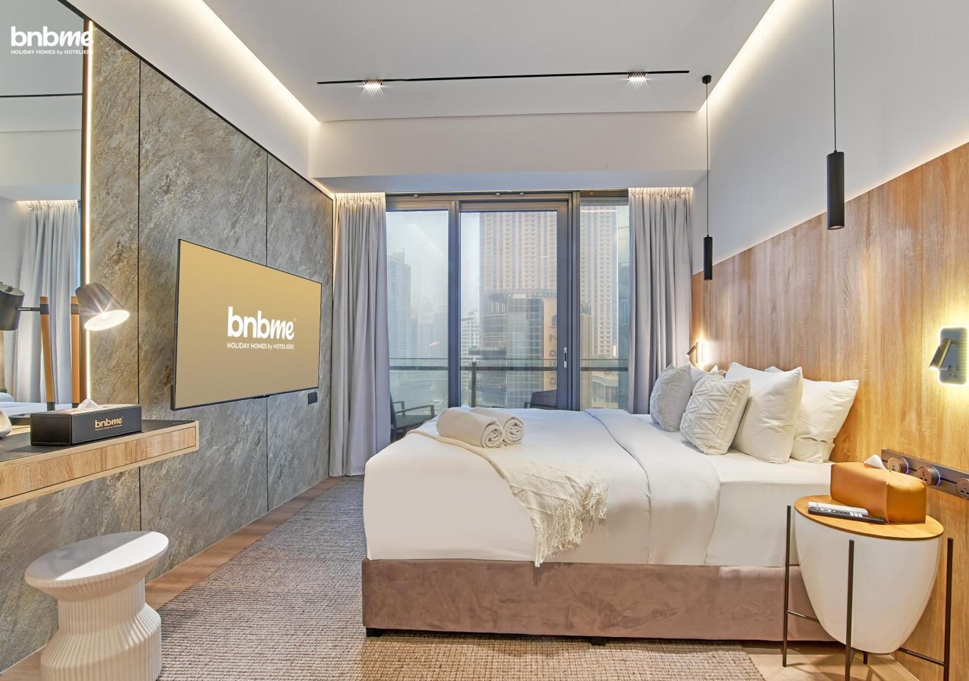 Two-Bedroom Deluxe Apartment with Balcony