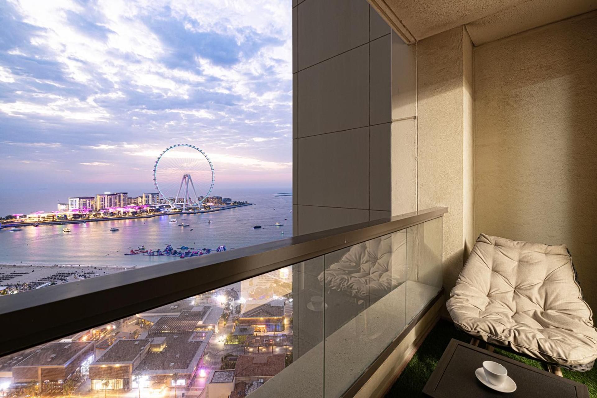 Two-Bedroom Deluxe Apartment with Ocean View