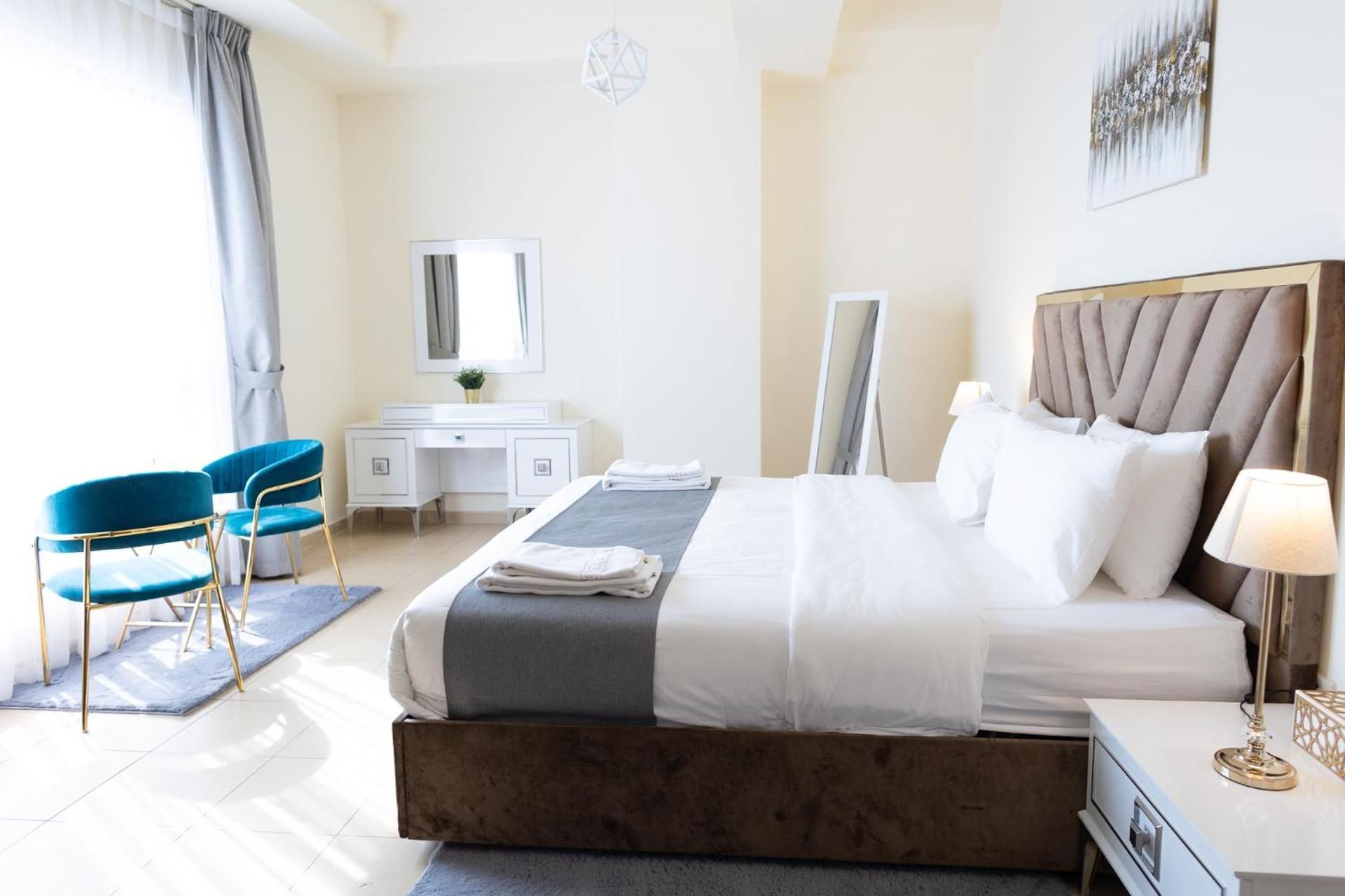 Two Bedroom Apartment - Non-Smoking