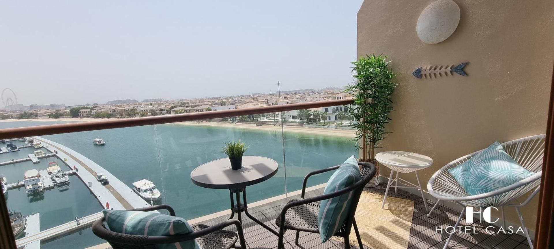 Palm Jumeirah Upgraded & Cozy Boutique Apartment