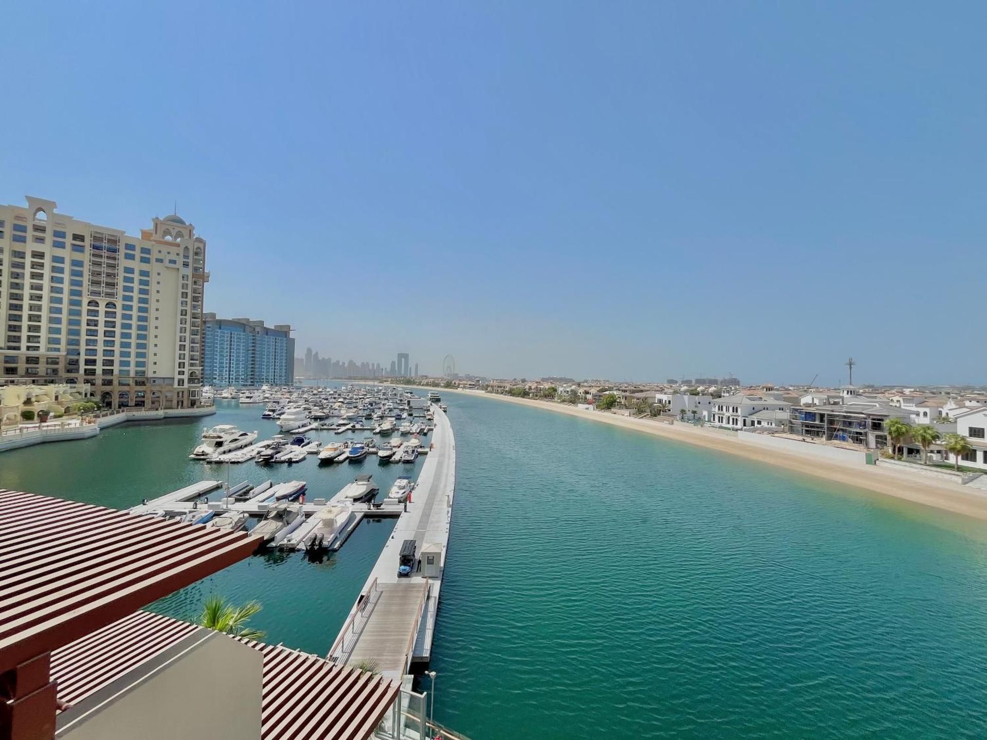 Palm Jumeirah Upgraded & Cozy Boutique Apartment