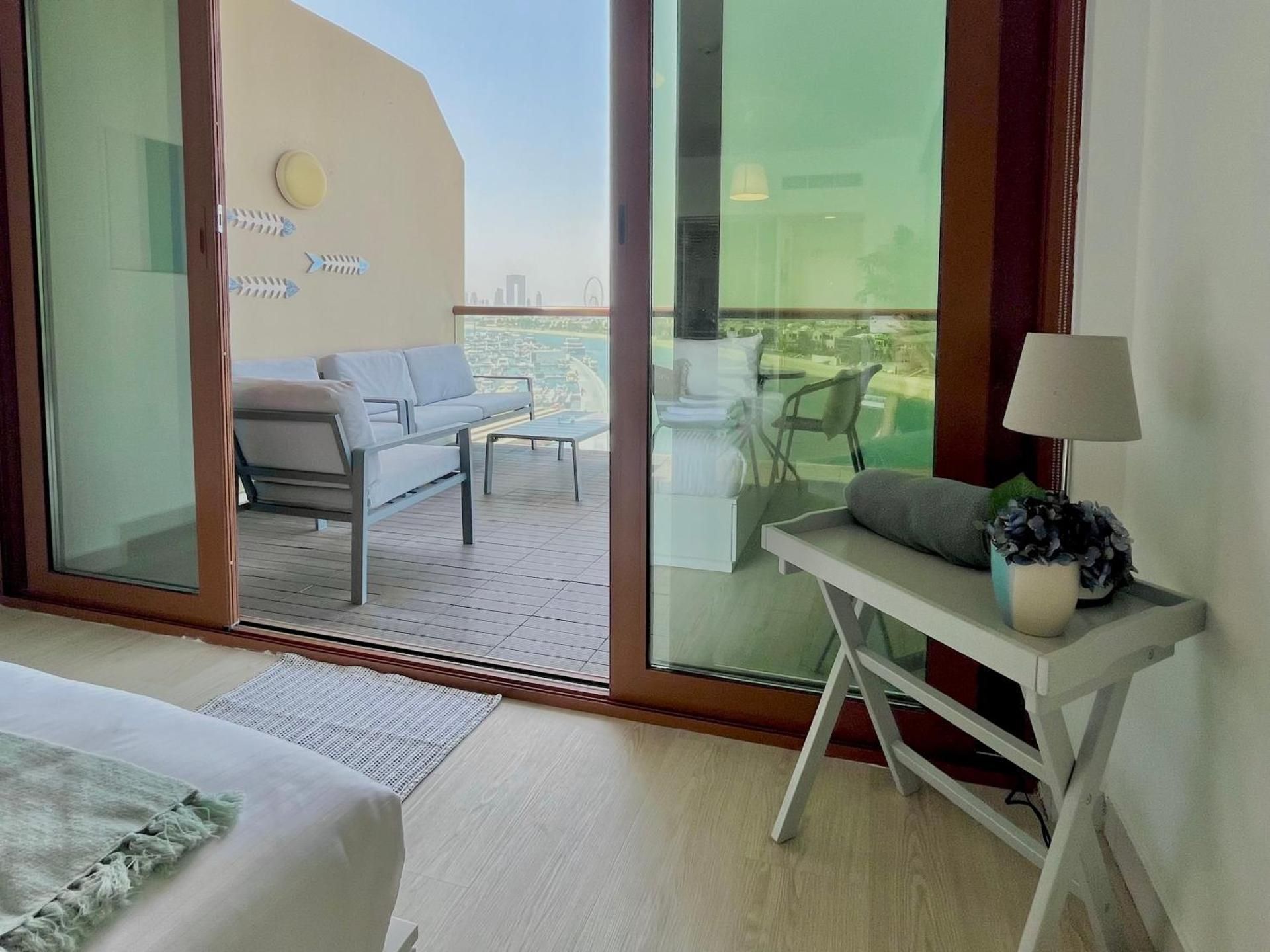 Palm Jumeirah Upgraded & Cozy Boutique Apartment