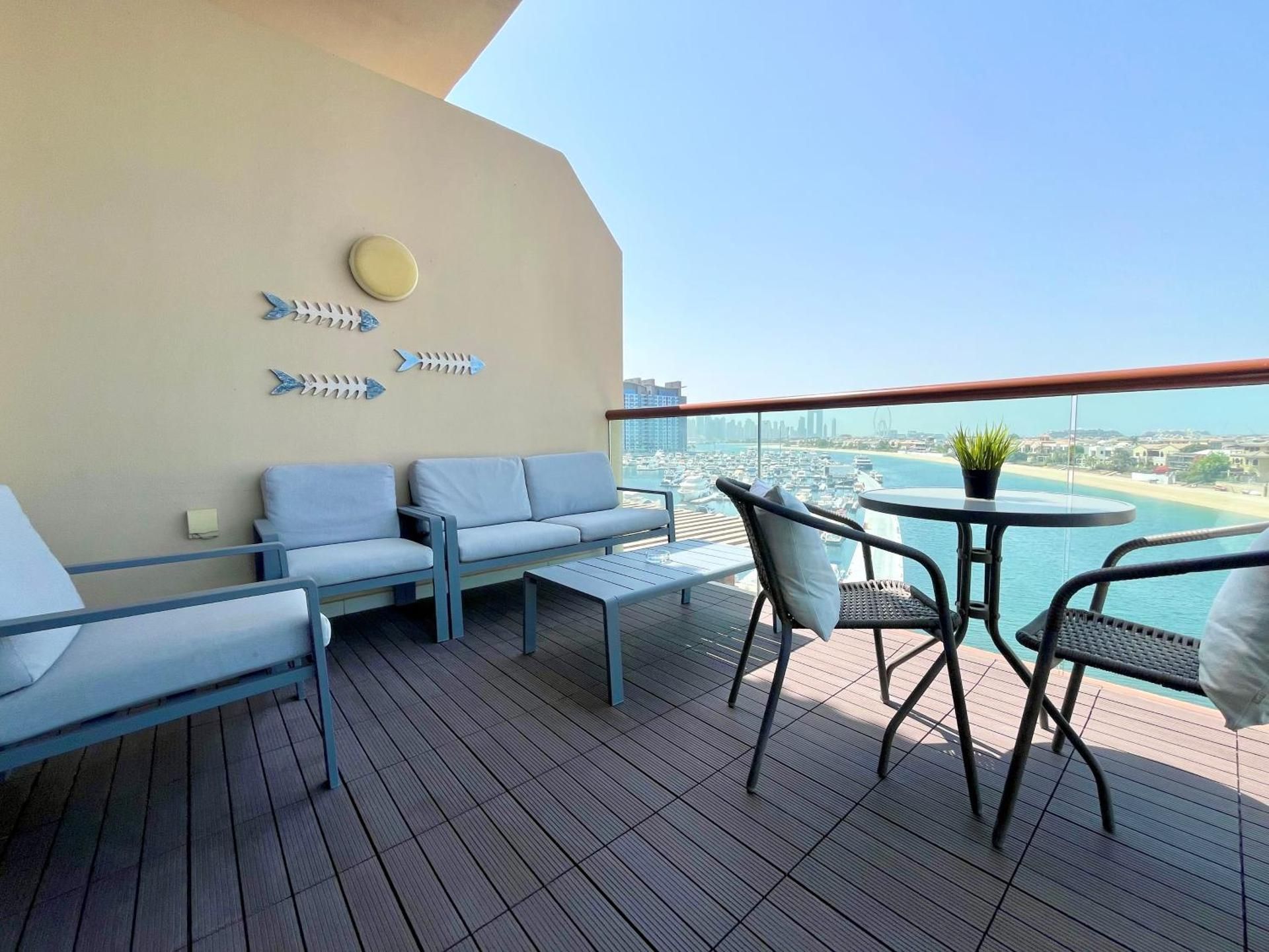 Palm Jumeirah Upgraded & Cozy Boutique Apartment