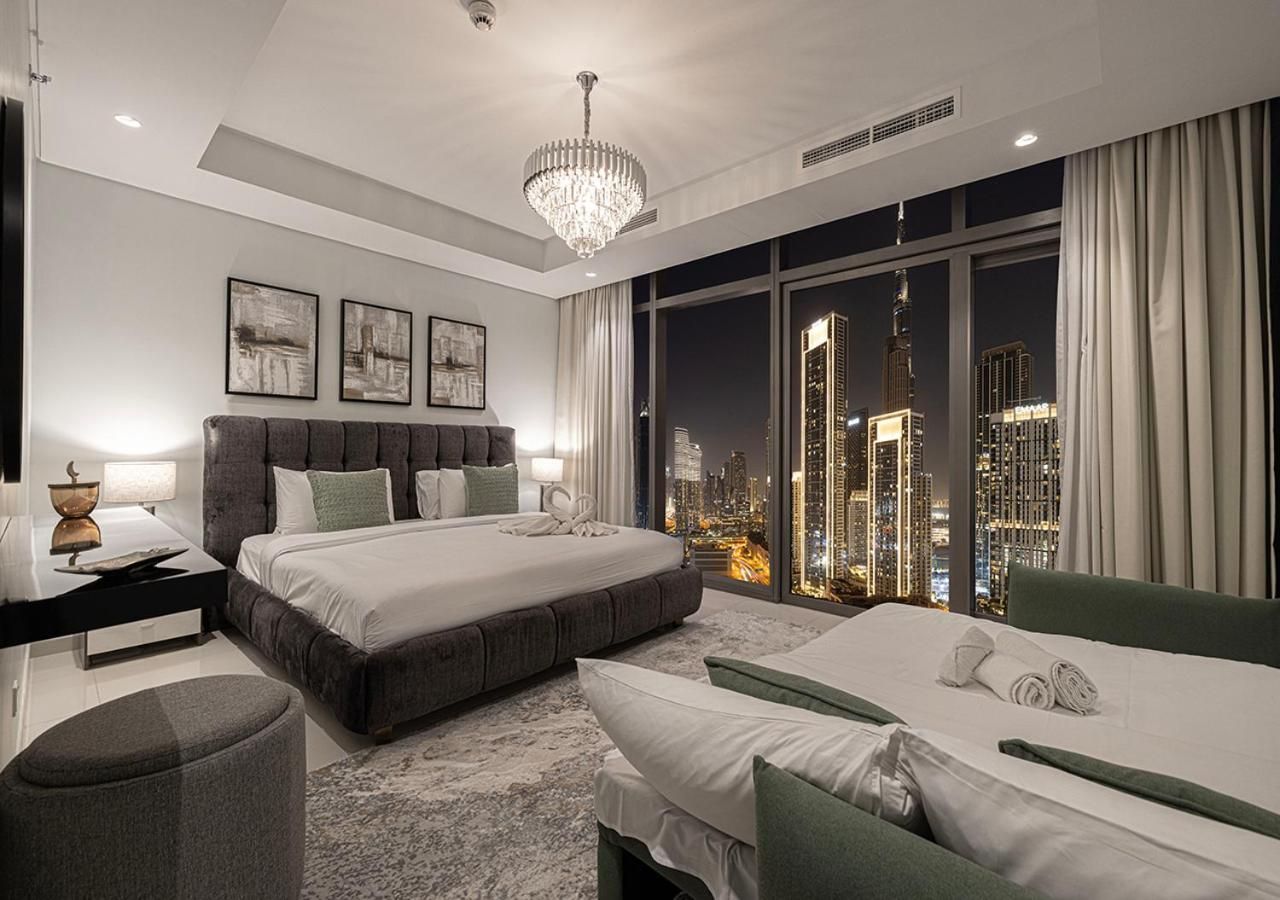 Two-Bedroom Apartment with City View