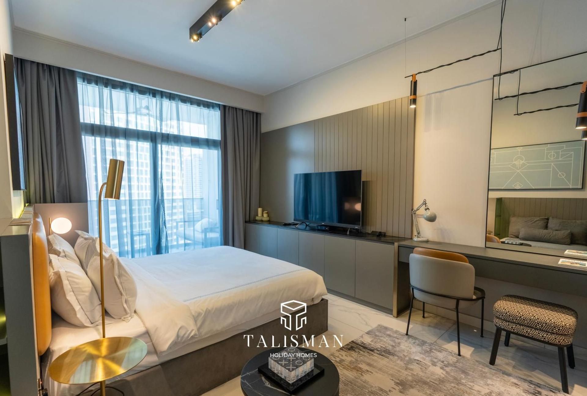 Studio Apartment with King Bed