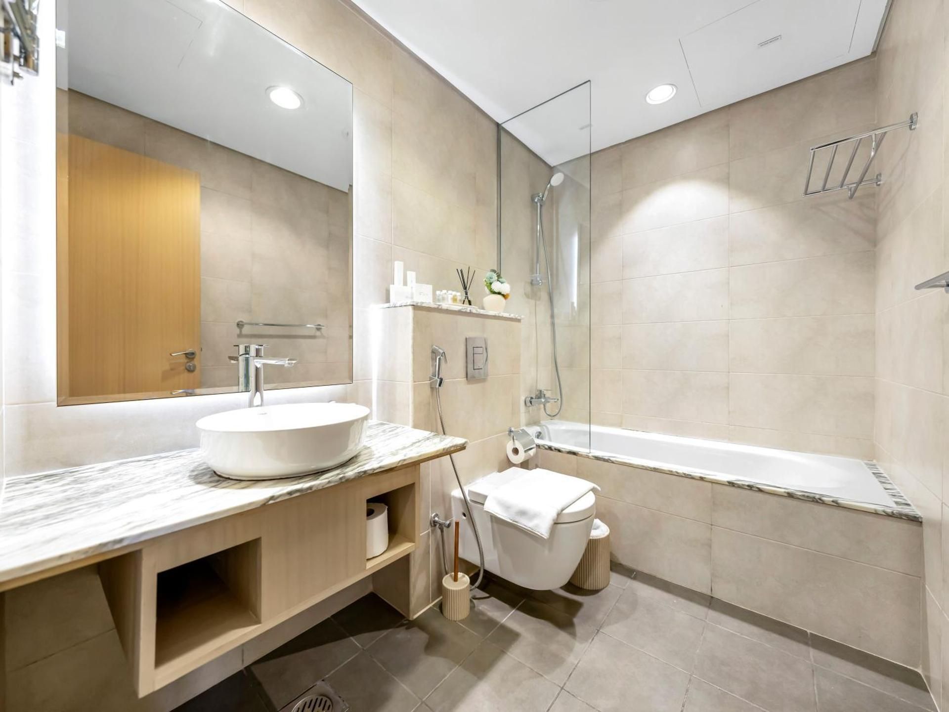 Two-Bedroom Apartment with City View