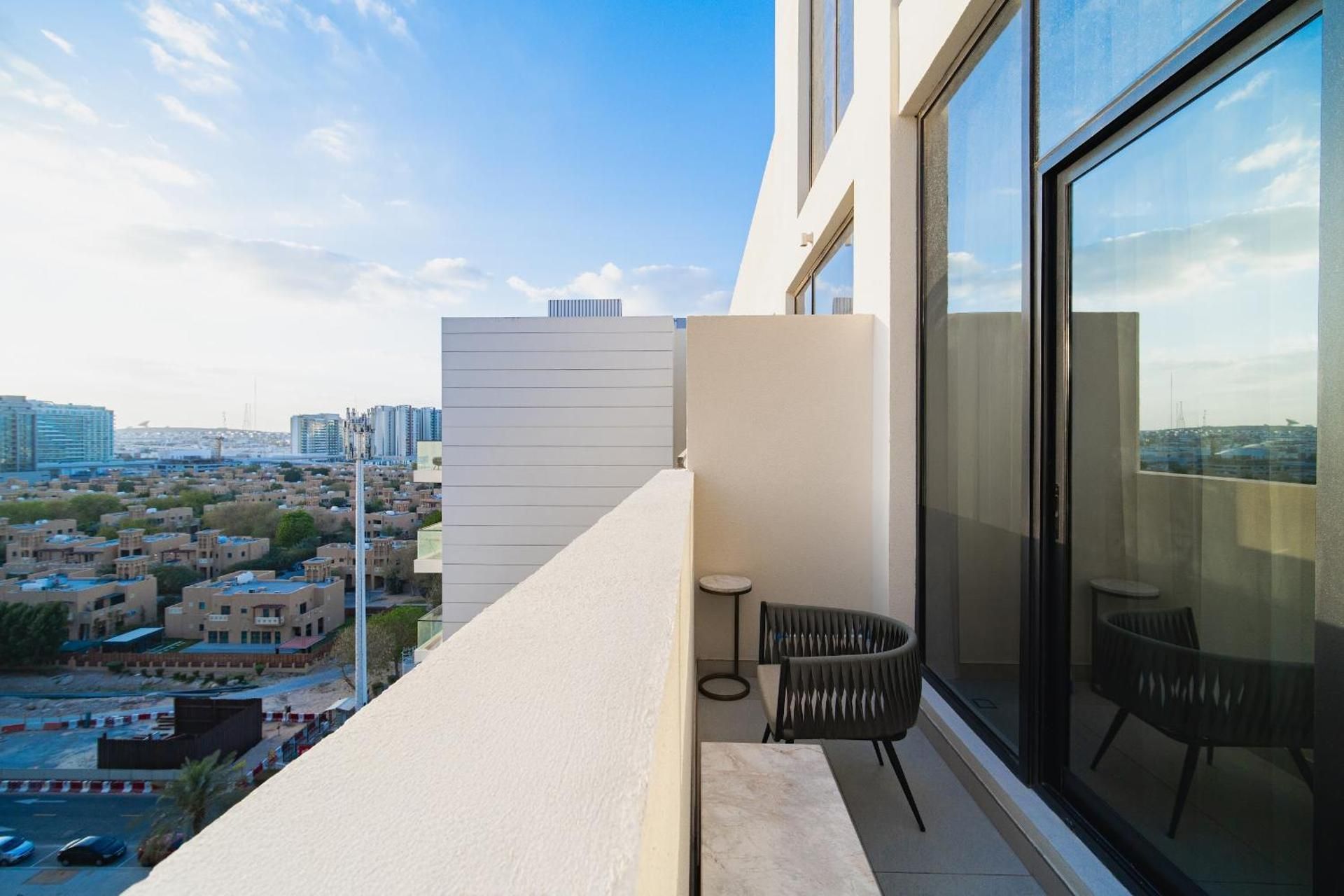 One-Bedroom Apartment with Balcony