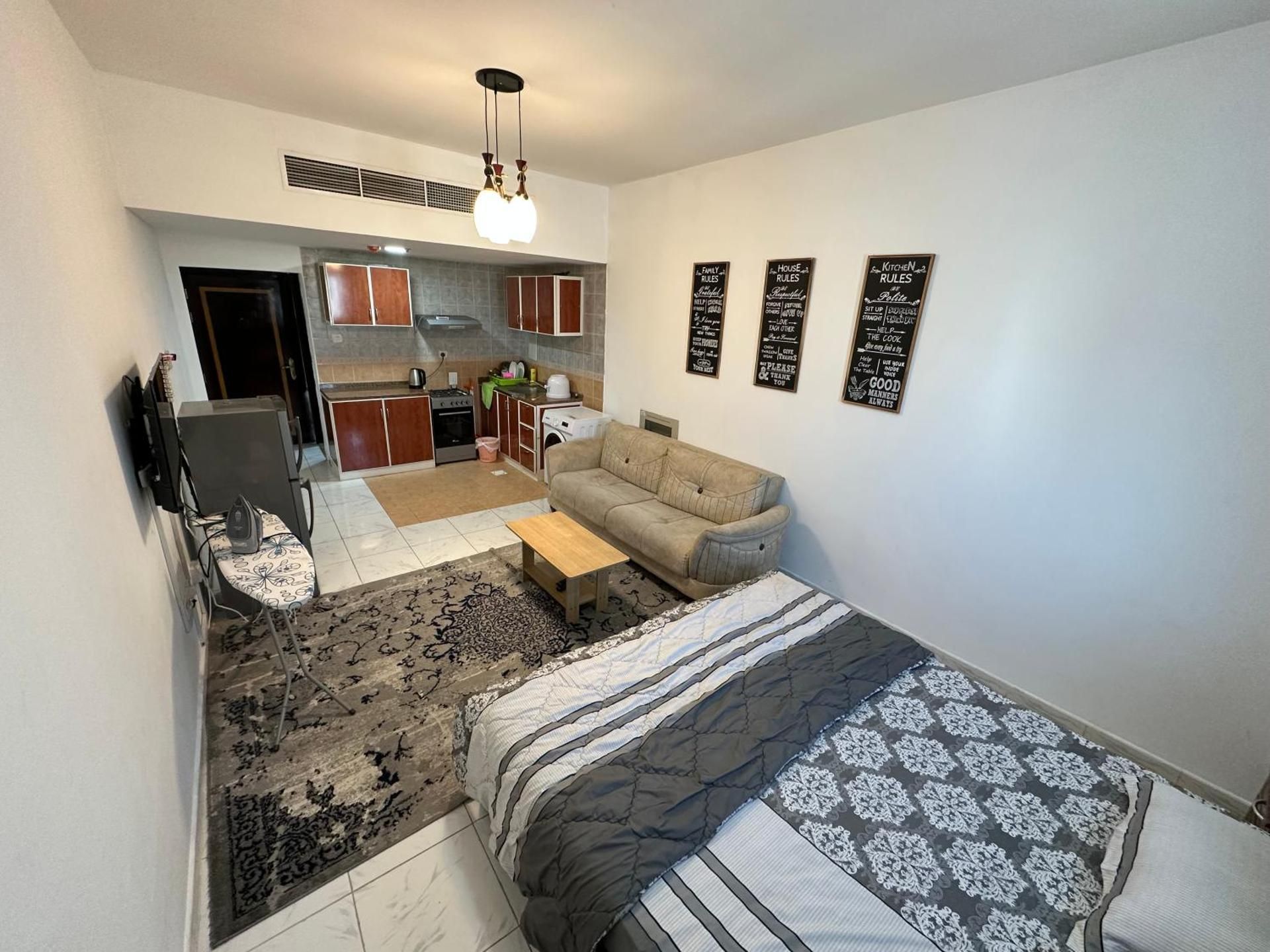 One-Bedroom Apartment