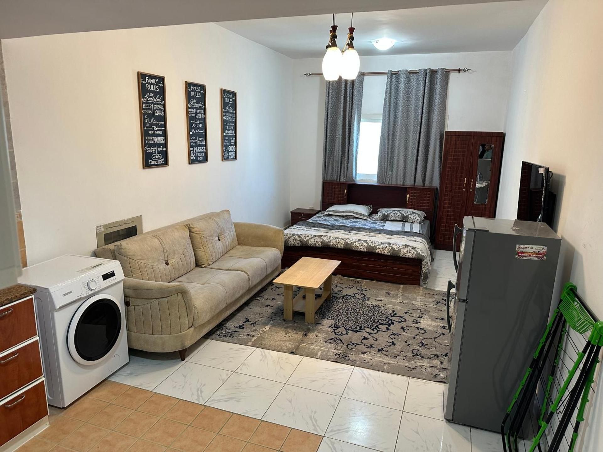 One-Bedroom Apartment