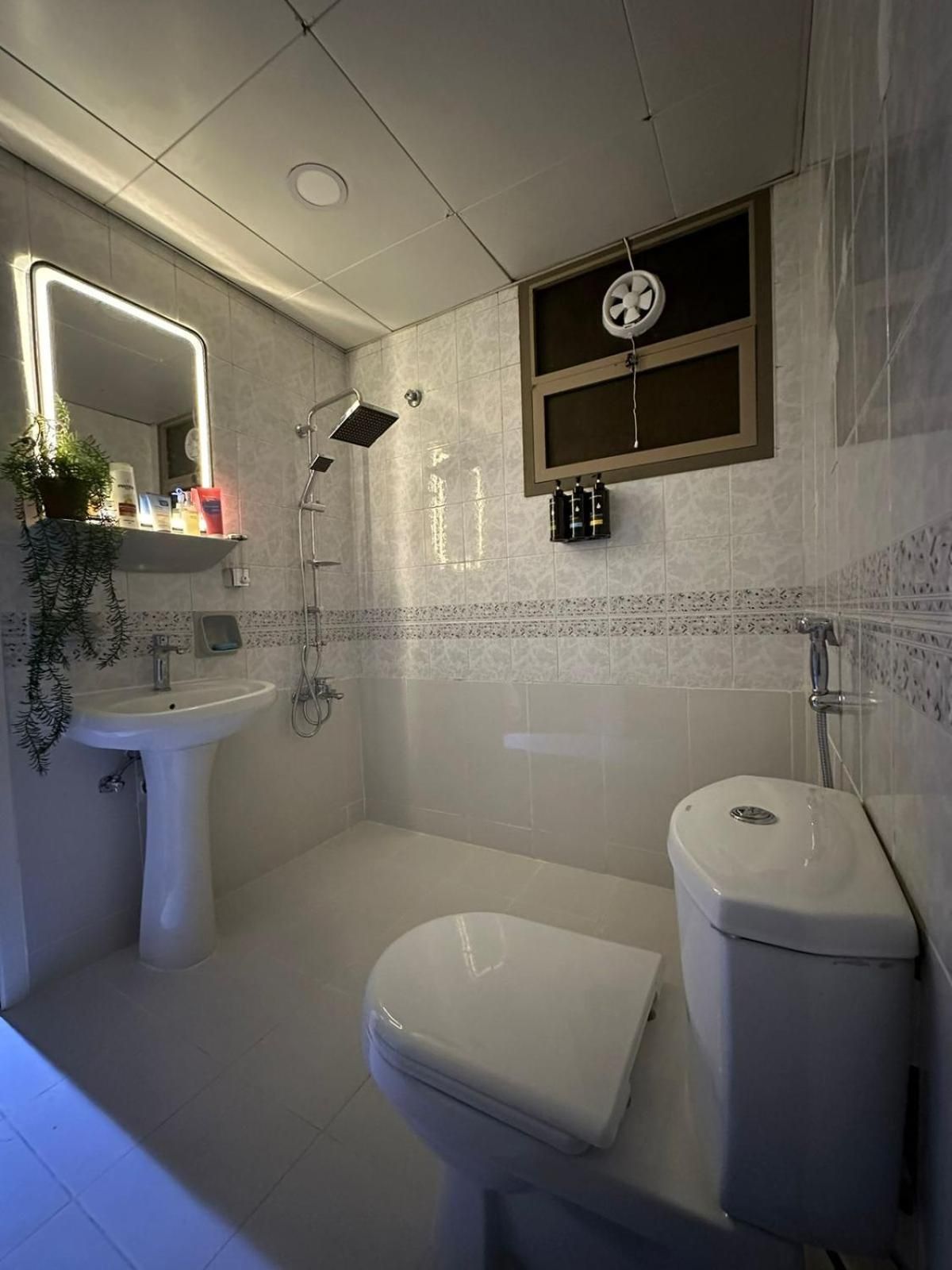 Queen Room with Shared Bathroom