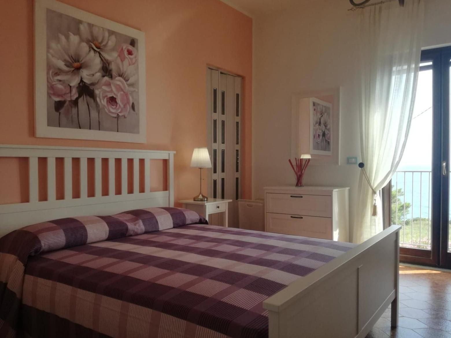 Deluxe Double Room with Balcony and Sea View