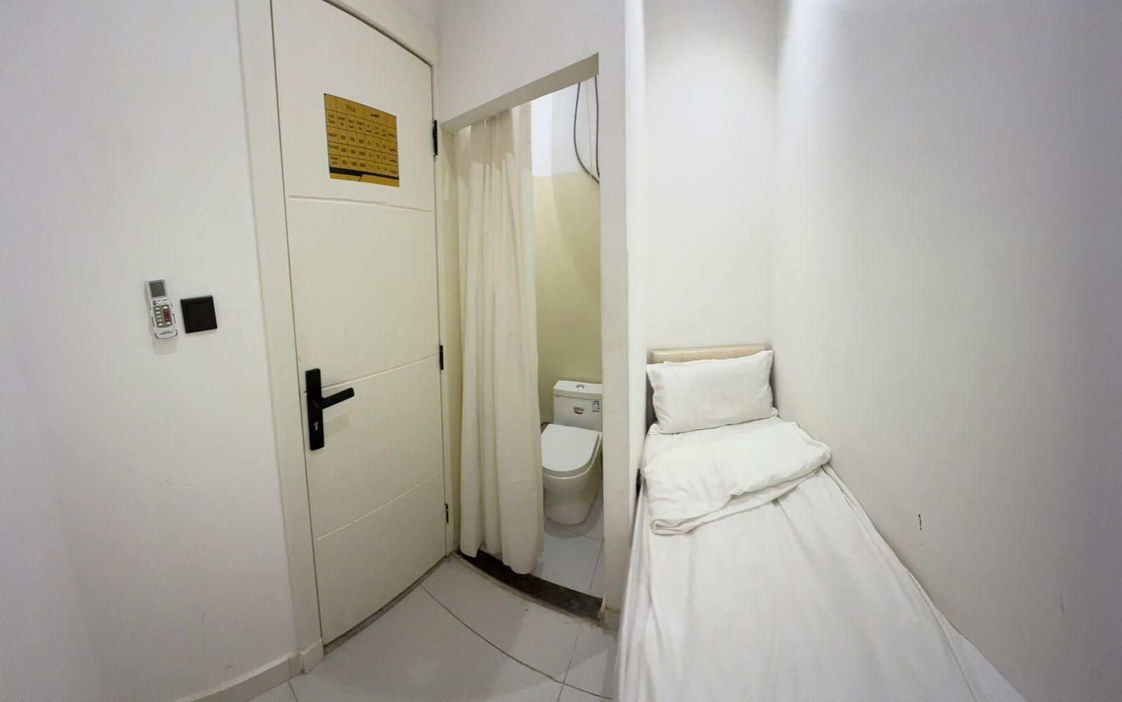 Single - Private Bathroom