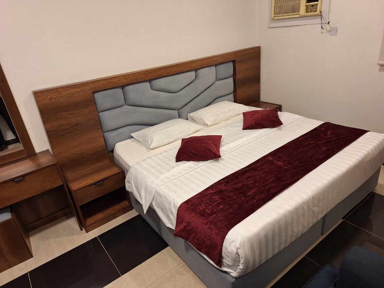 Al-Ronak Hotel Apartments