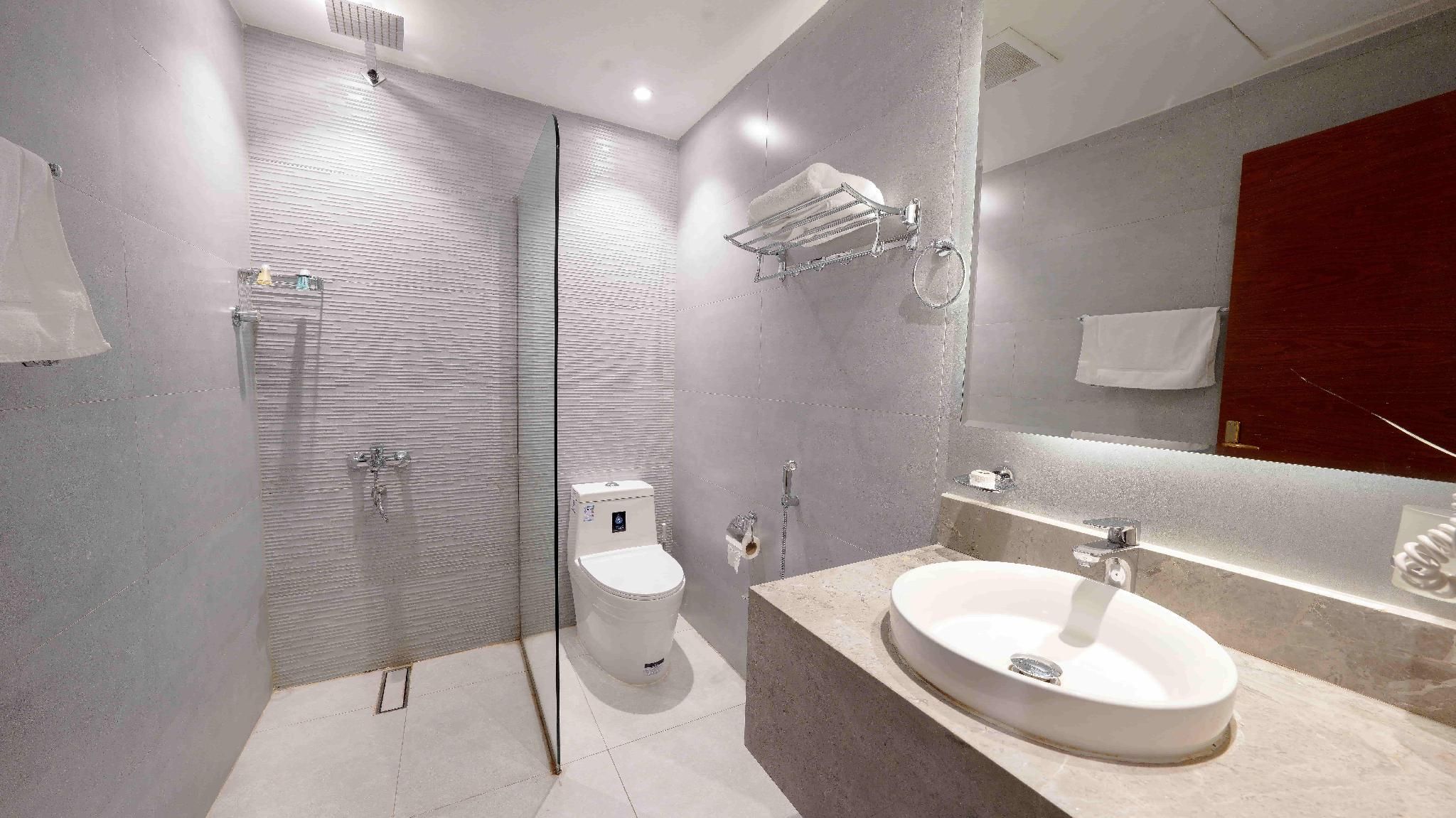 One Bedroom Apartment