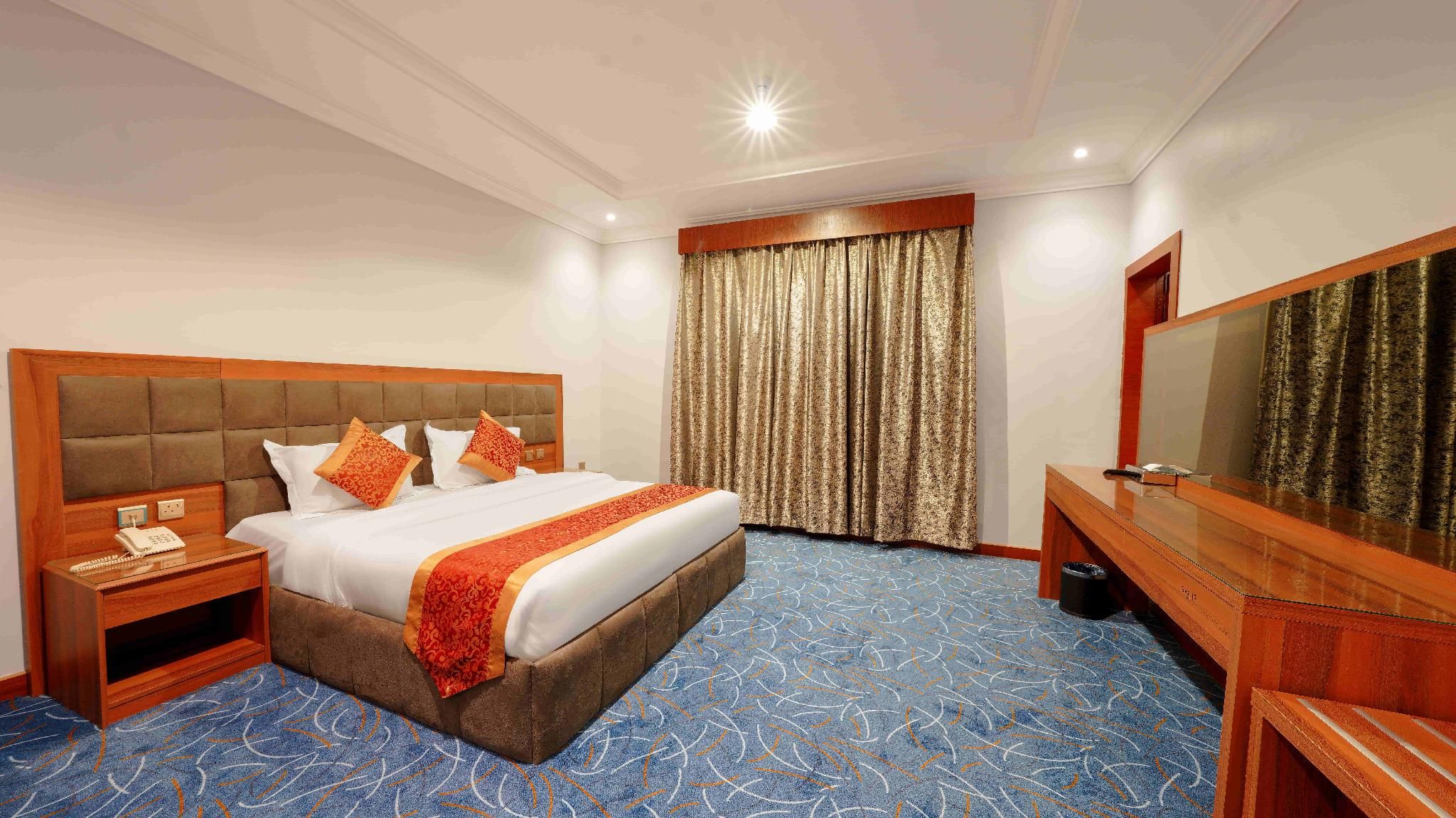 Two - Bedroom, Two - Bathroom Deluxe Apartment