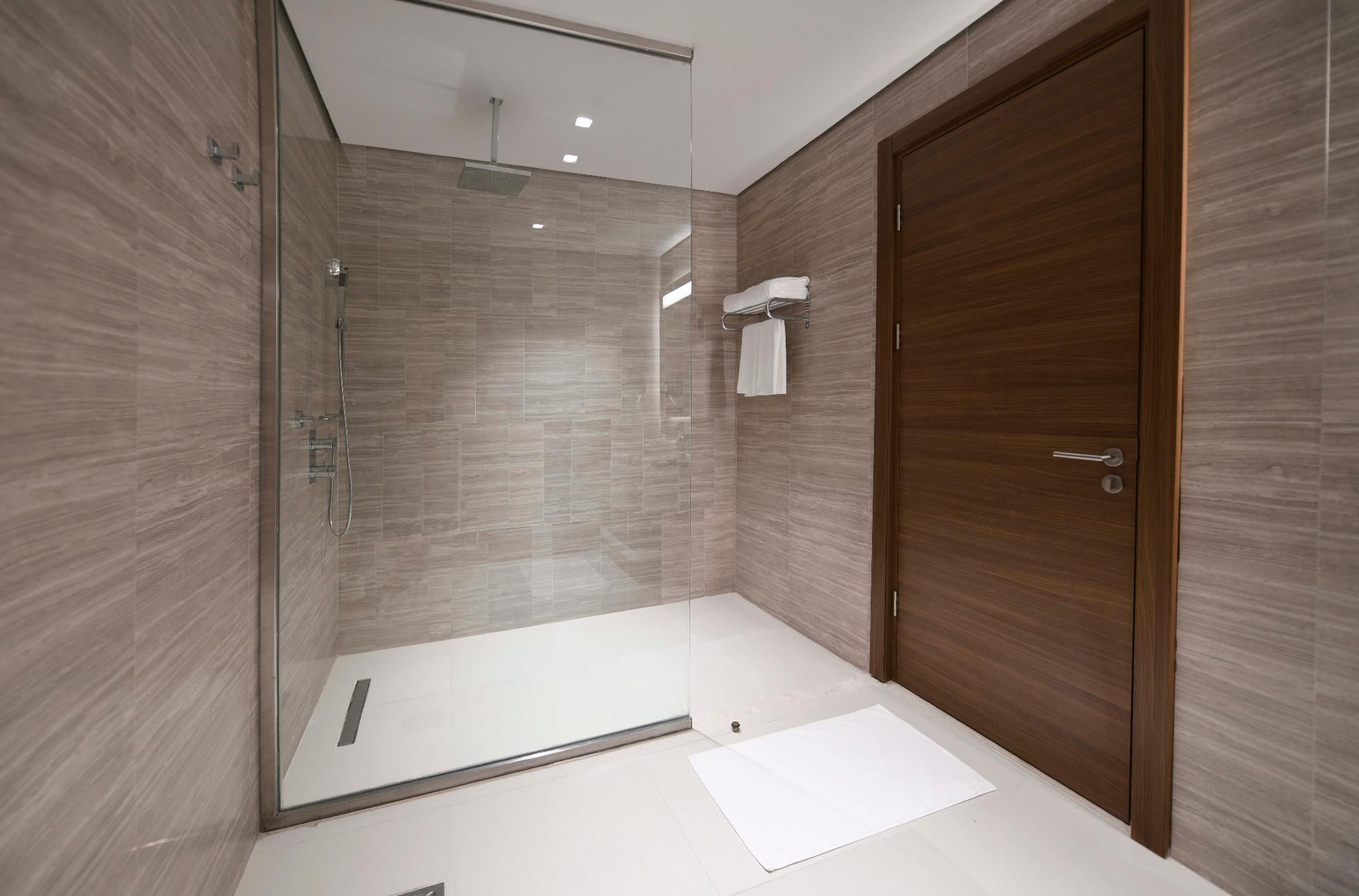 Executive Room - 1 King Bed