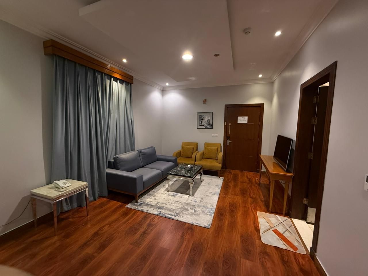 2 Bedroom - 2 Bath Family Superior Suite