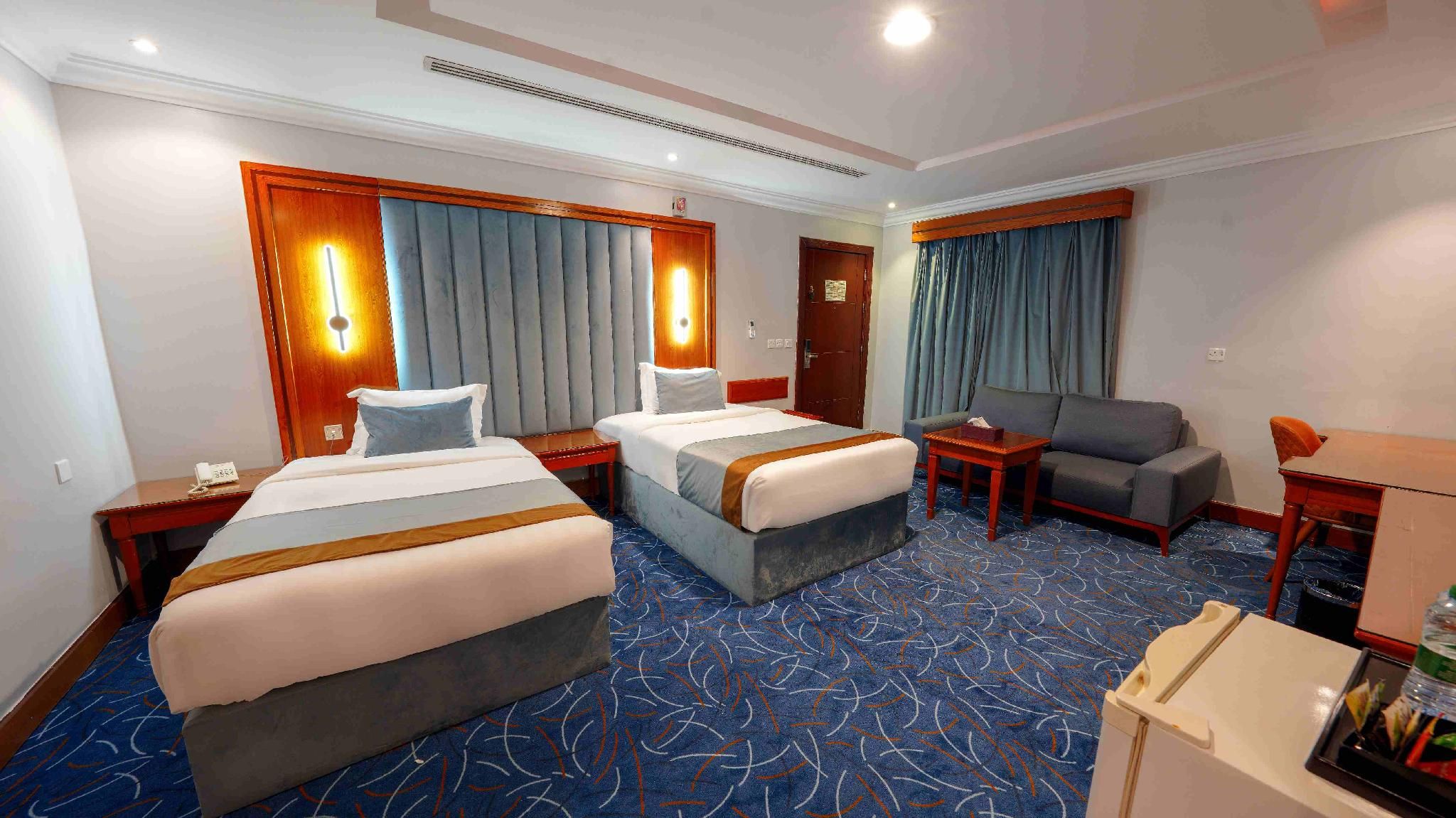 Twin Deluxe Room - Breakfast for 2 Included