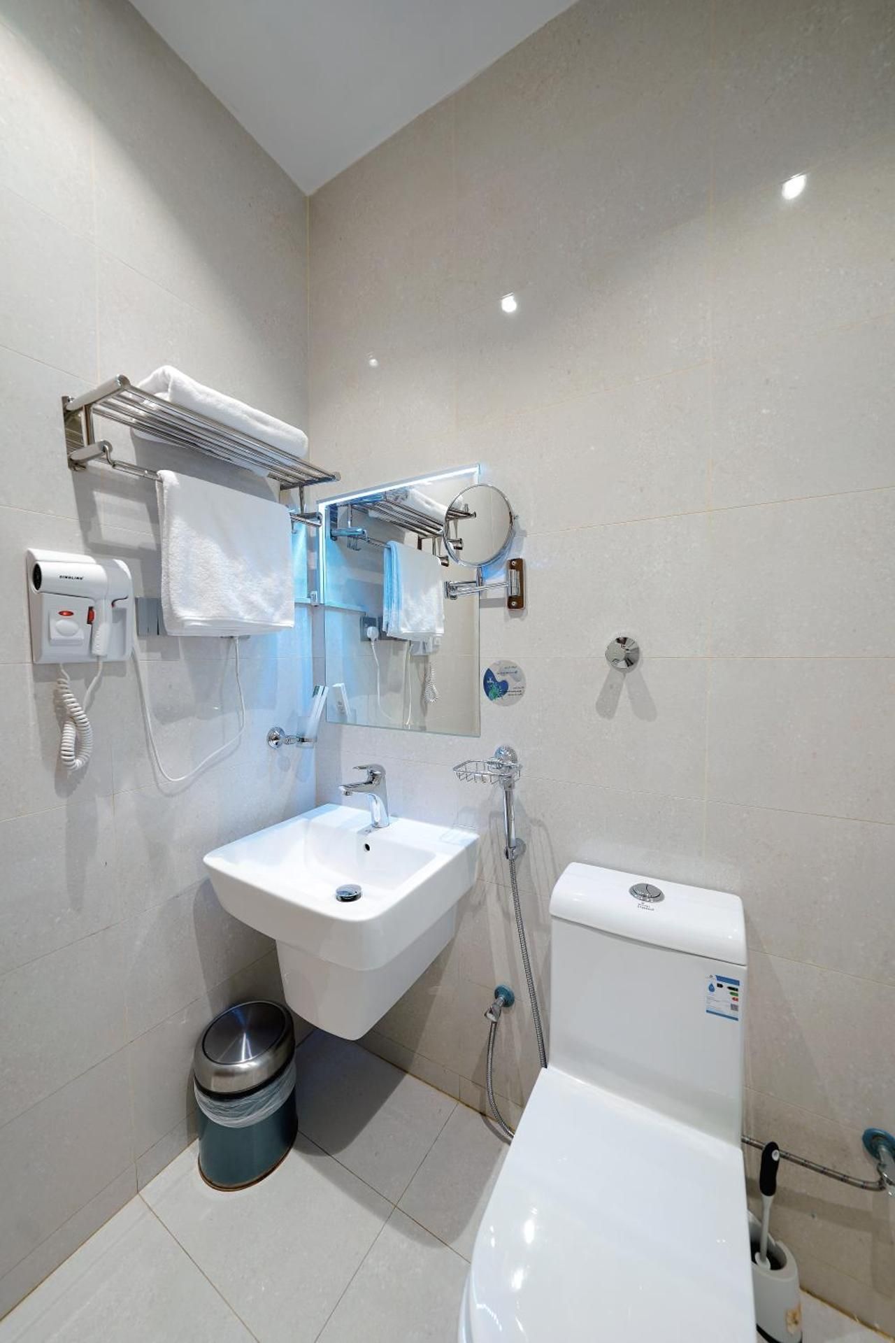 Celine Home Serviced Apartment - Tuwaiq جناح (غرفتين نوم +حمامين ) بدون صاله 3