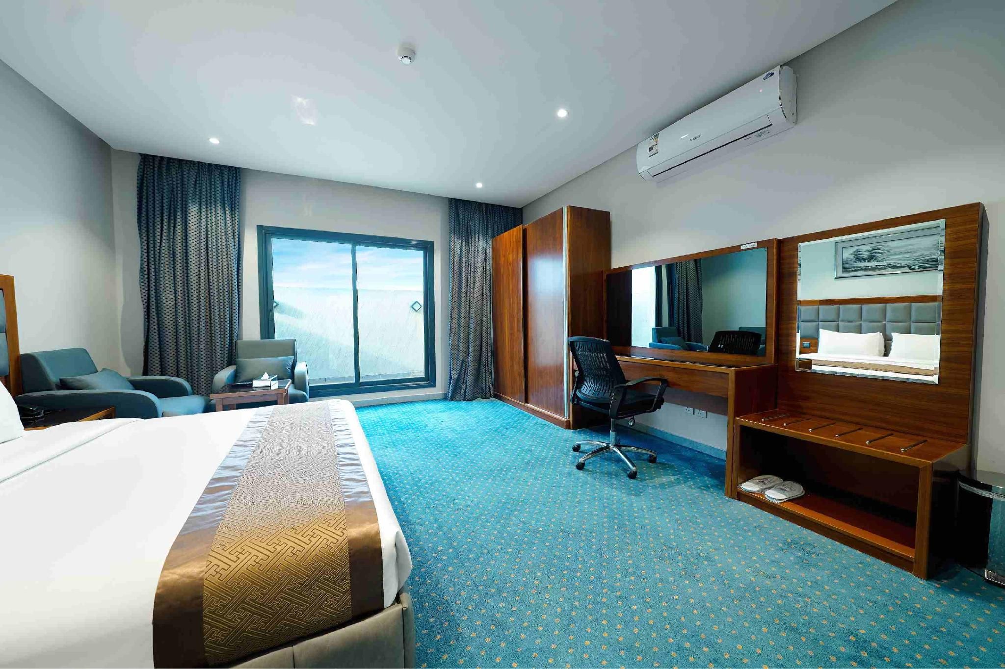 Connecting Balcony Room - Standard and Deluxe