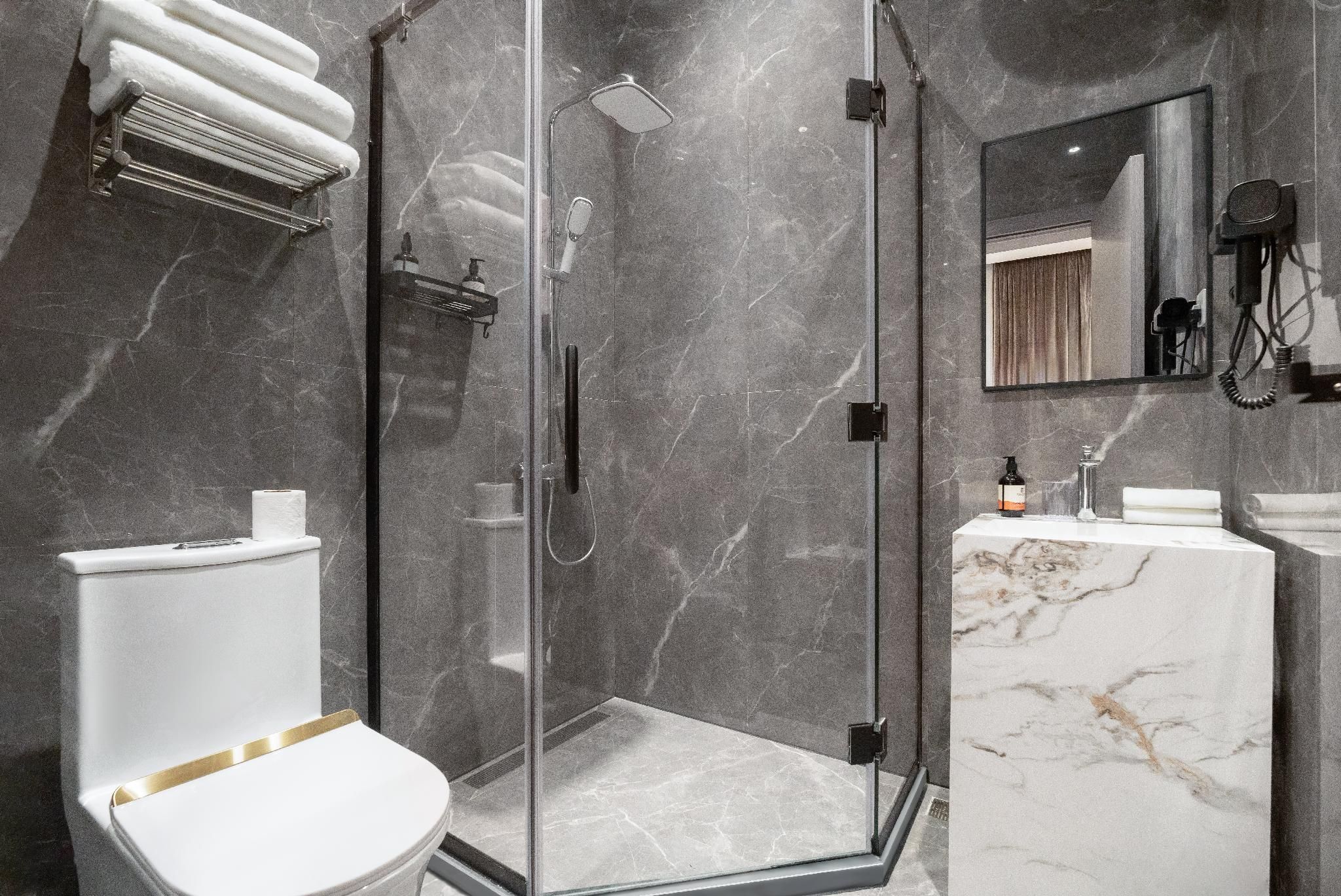 Junior Suite with King Bed