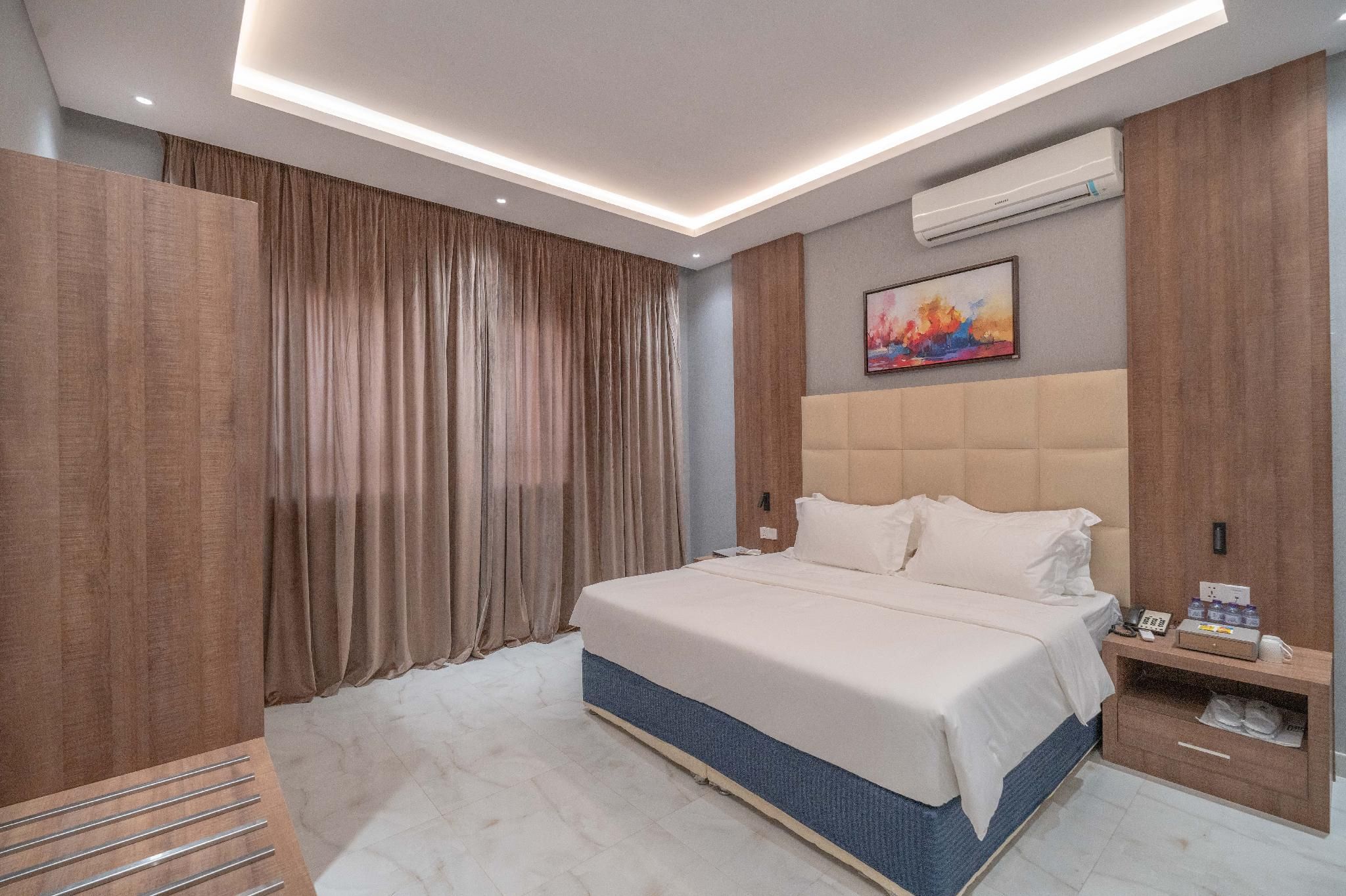 Junior Suite with King Bed