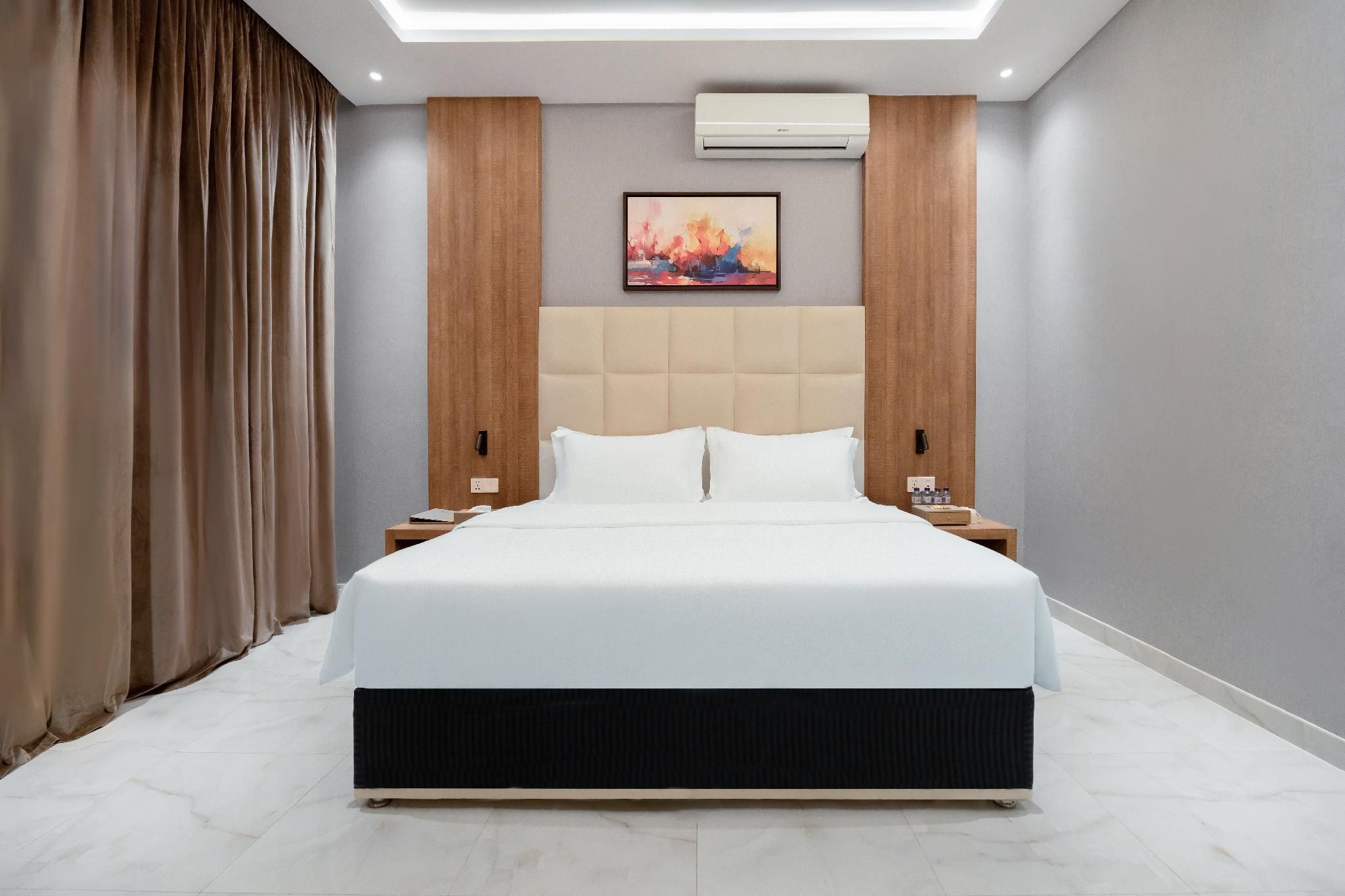 Junior Suite with King Bed