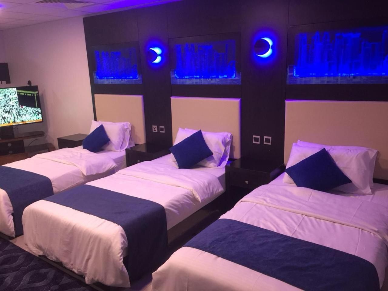Two-Bedroom, 2 Bedroom Suite