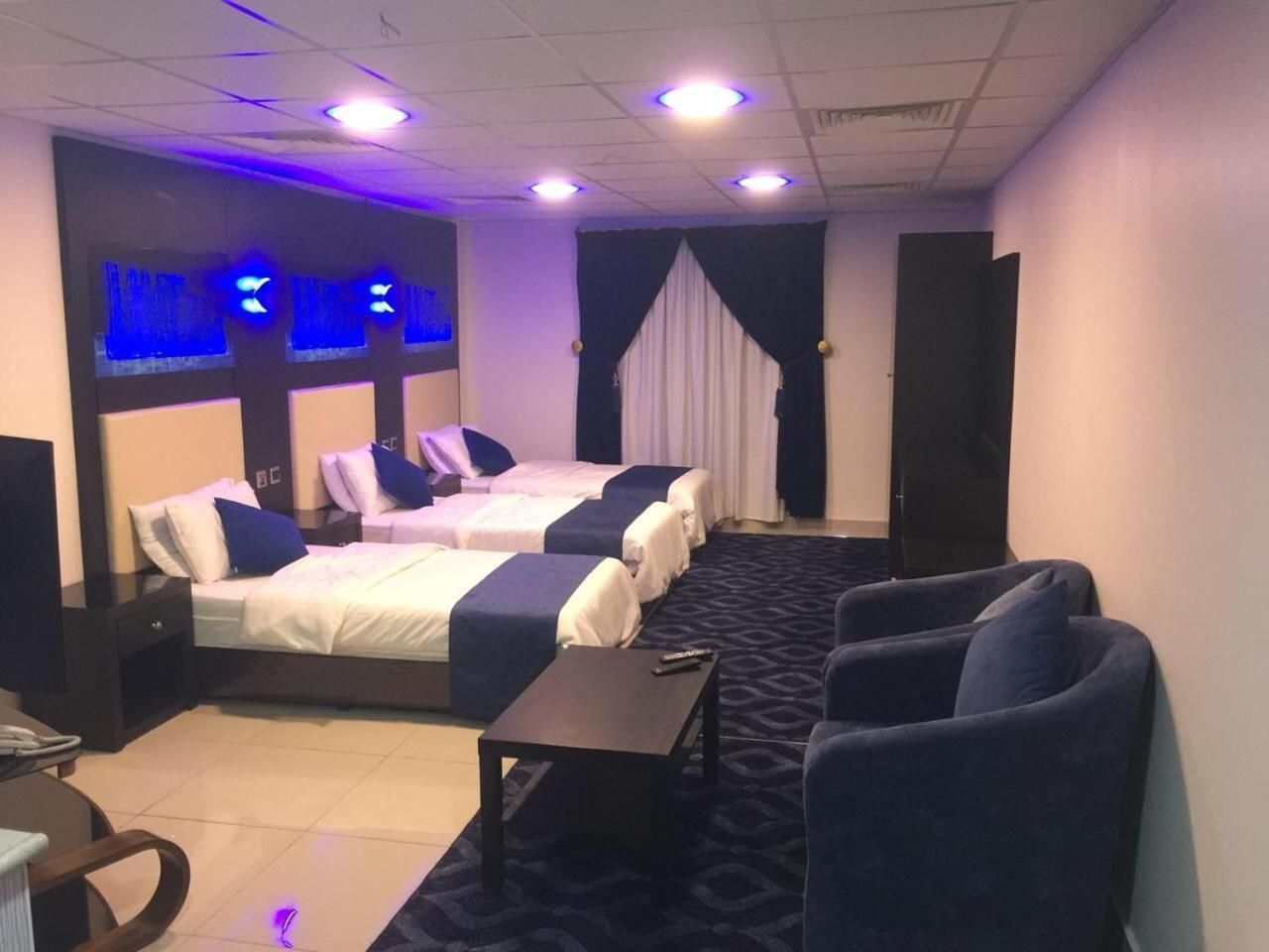 Two-Bedroom, 2 Bedroom Suite