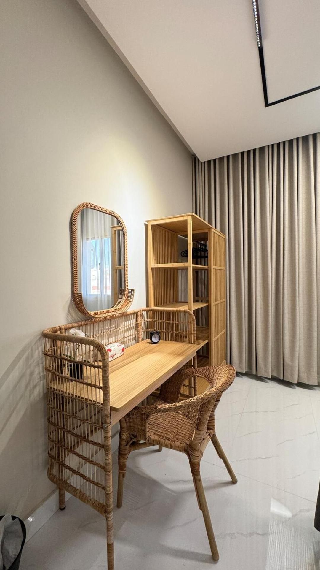 Elegant apt – 5 min airport, near Mall Arabia One-Bedroom Apartment 2