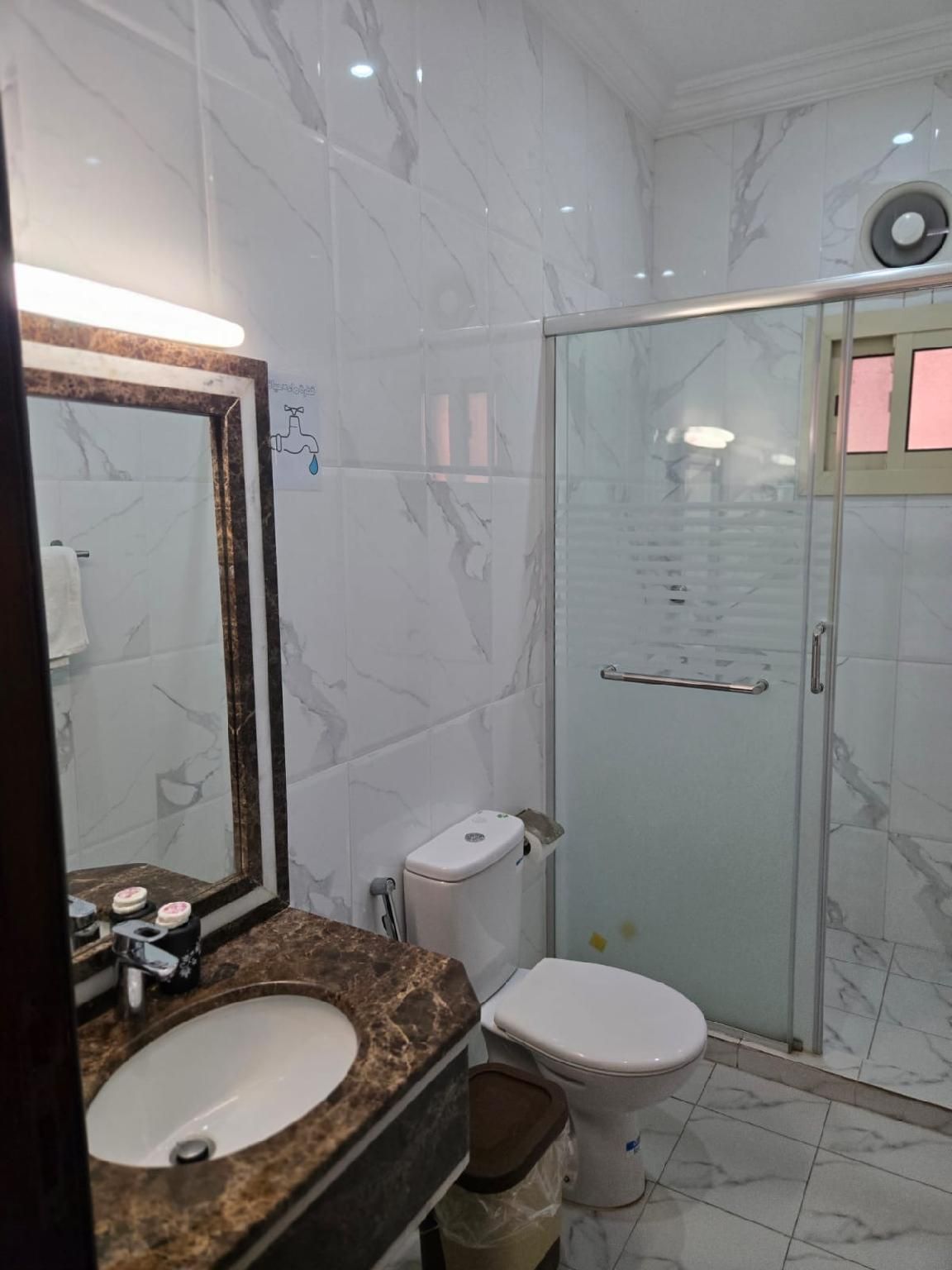 2 Bedroom Deluxe Suite