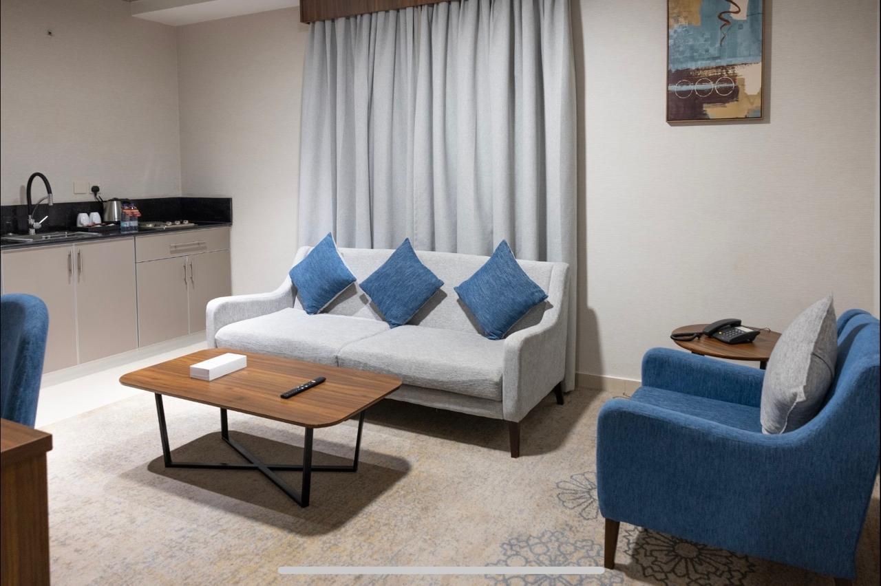 2 Bedroom Deluxe Suite