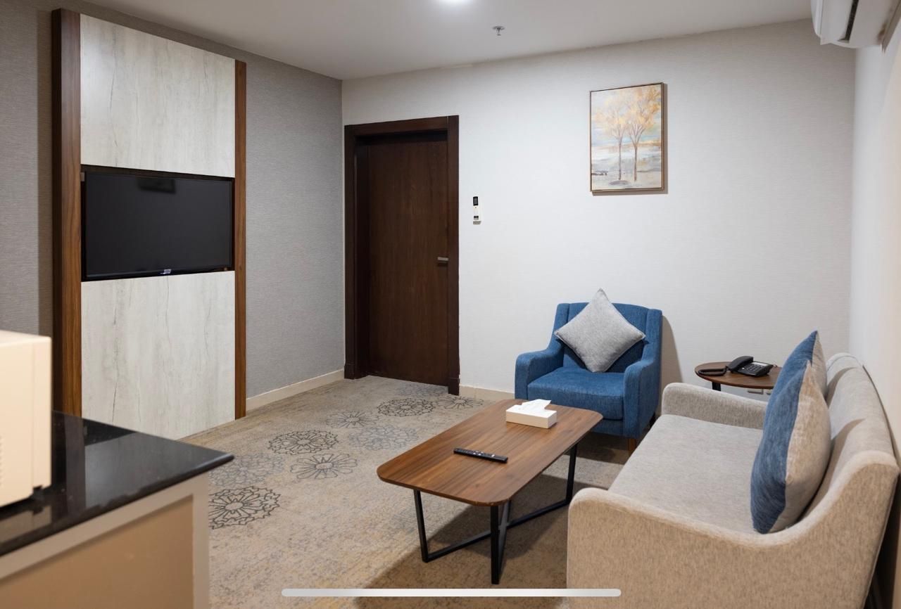 Sweet Home For Serviced Accommodation 1 Bedroom Junior Suite 3