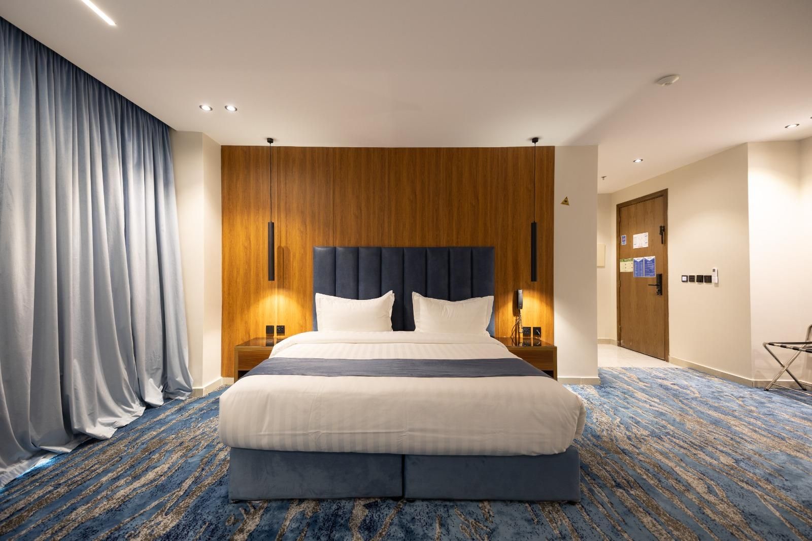 Blue Breeze Hotel Deluxe Double or Twin 2