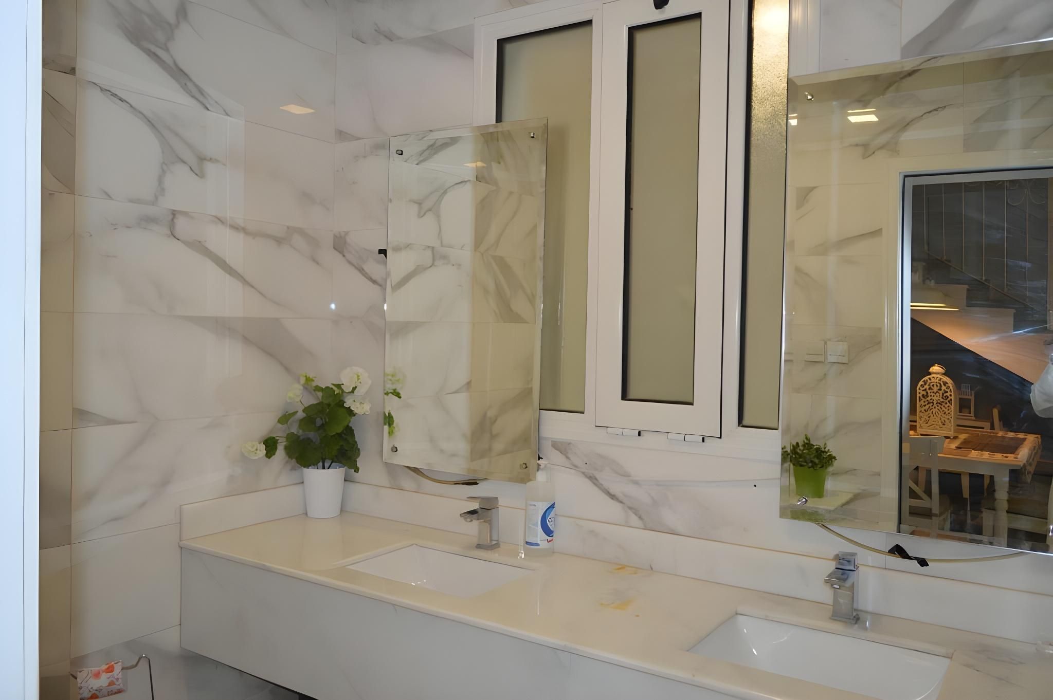 5-Bedroom Luxury Sea View Villa