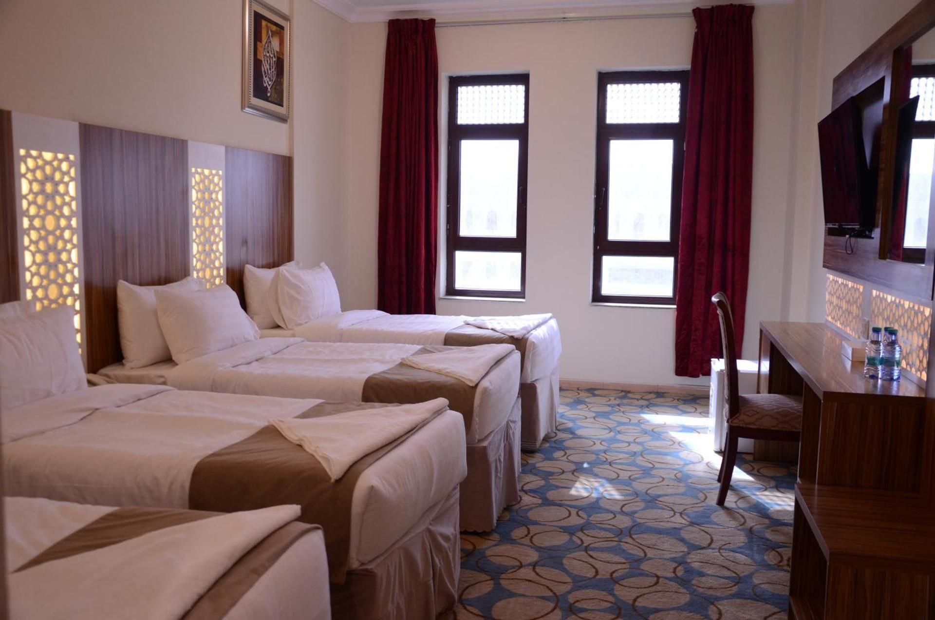 Artal Al Alami Hotel Quadruple Room